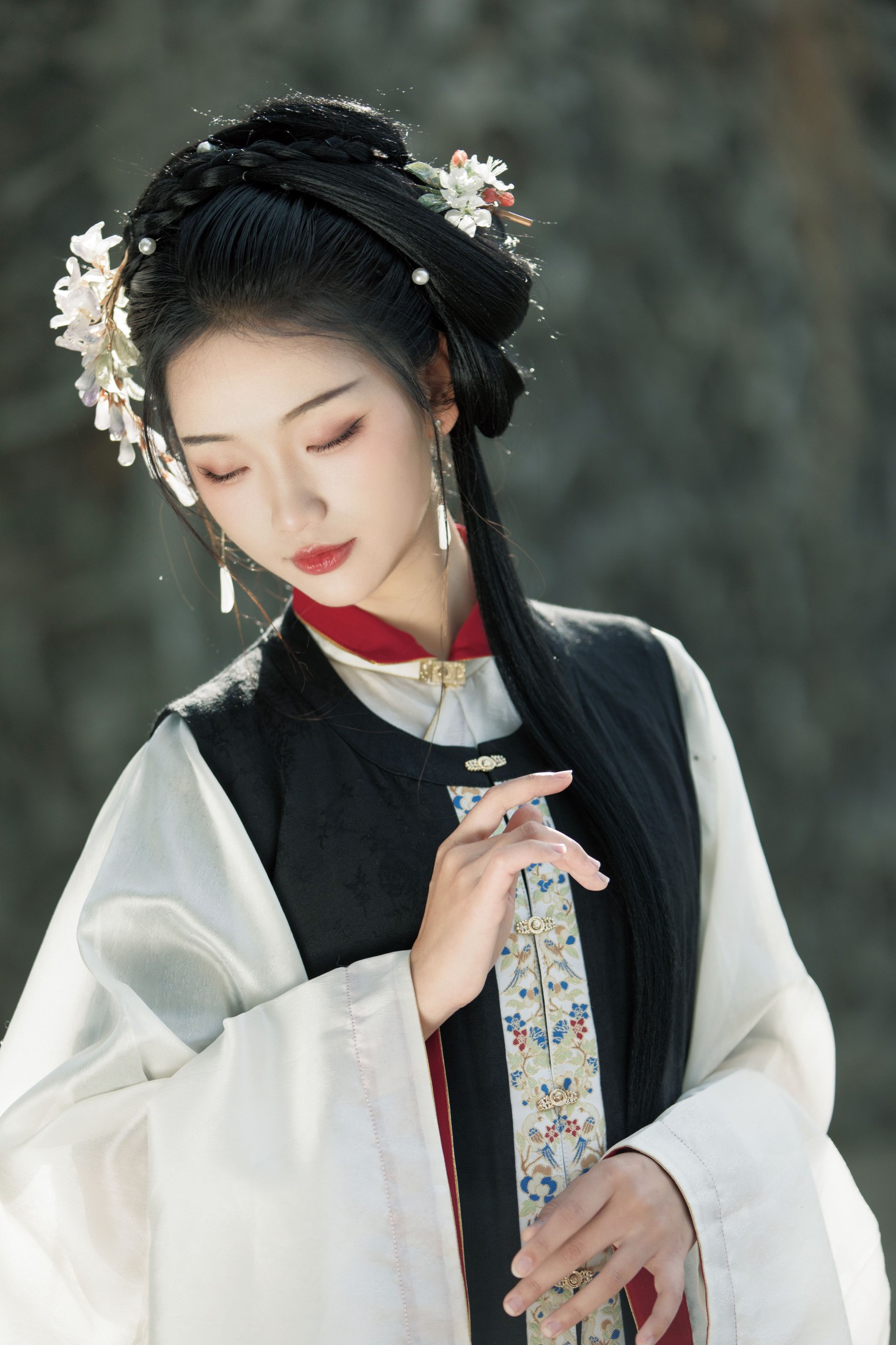 图片[3]-晚江亭 – 《但余钟磬》[28P]-COS写真在线网