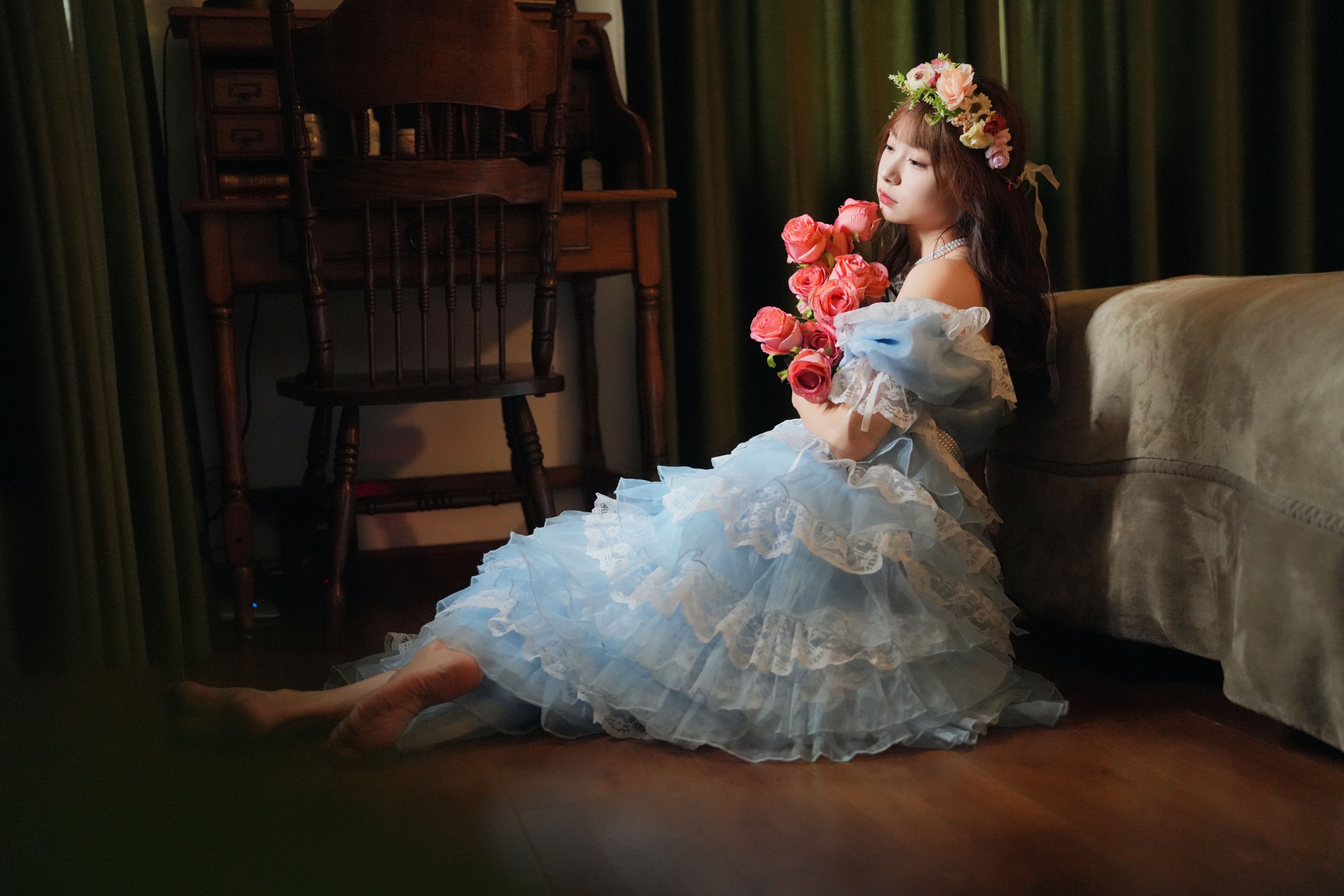 图片[6]-小可爱 – 《油画中的少女》[45P]-COS写真在线网