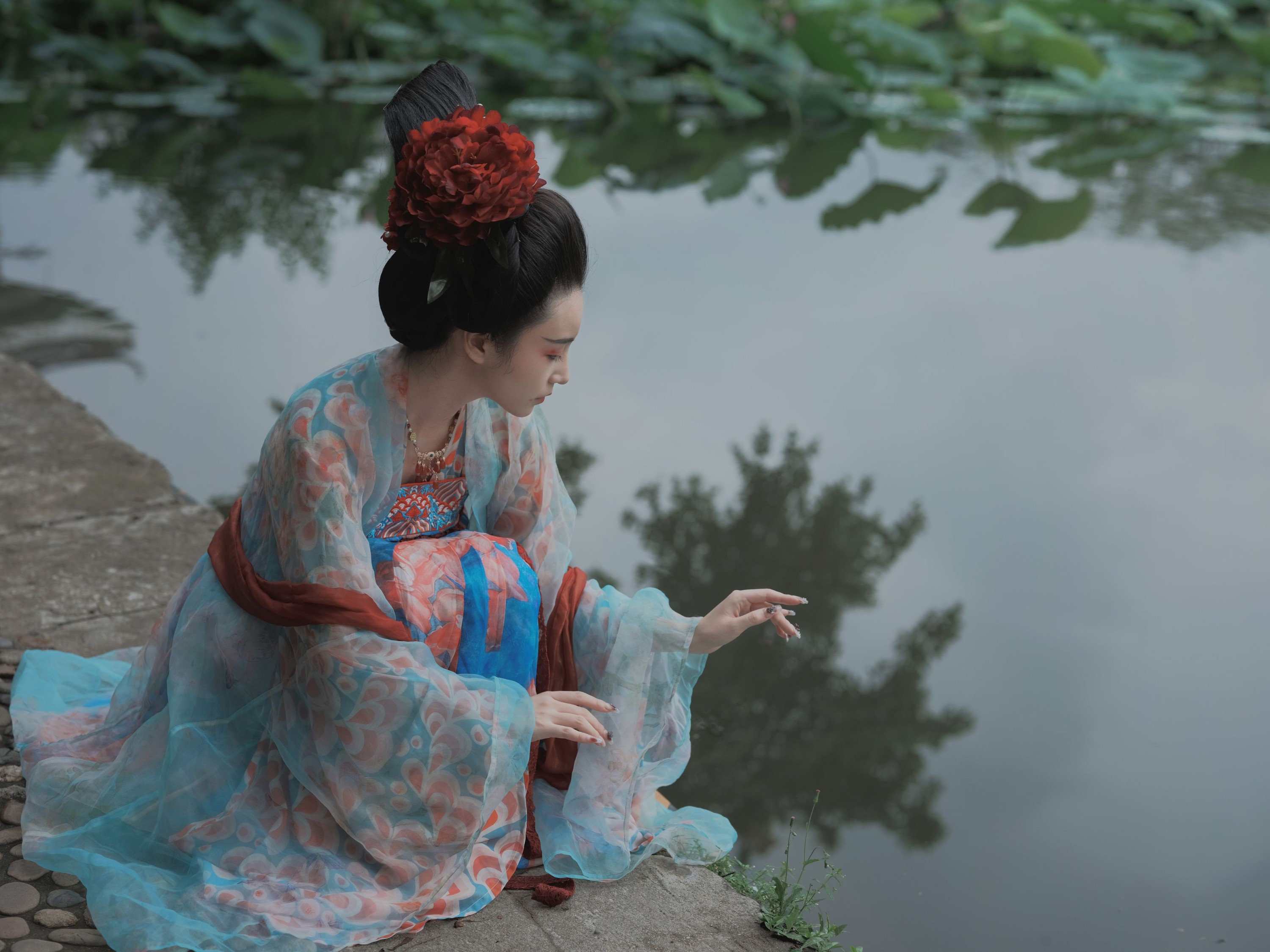 图片[6]-琳琅 – 《雨后游园》[33P]-COS写真在线网