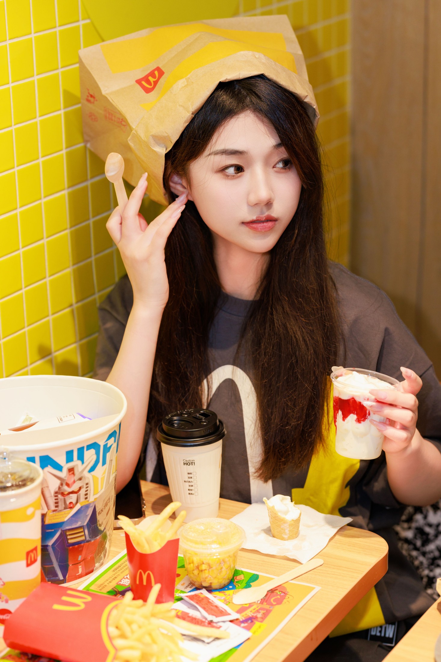 图片[5]-裴同学 – 《麦当当劳》[23P]-COS写真在线网