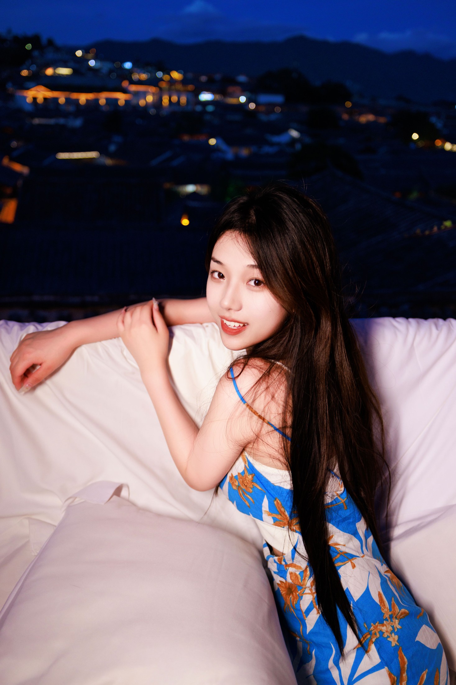 图片[5]-裴同学 – 《古城夜色》[26P]-COS写真在线网