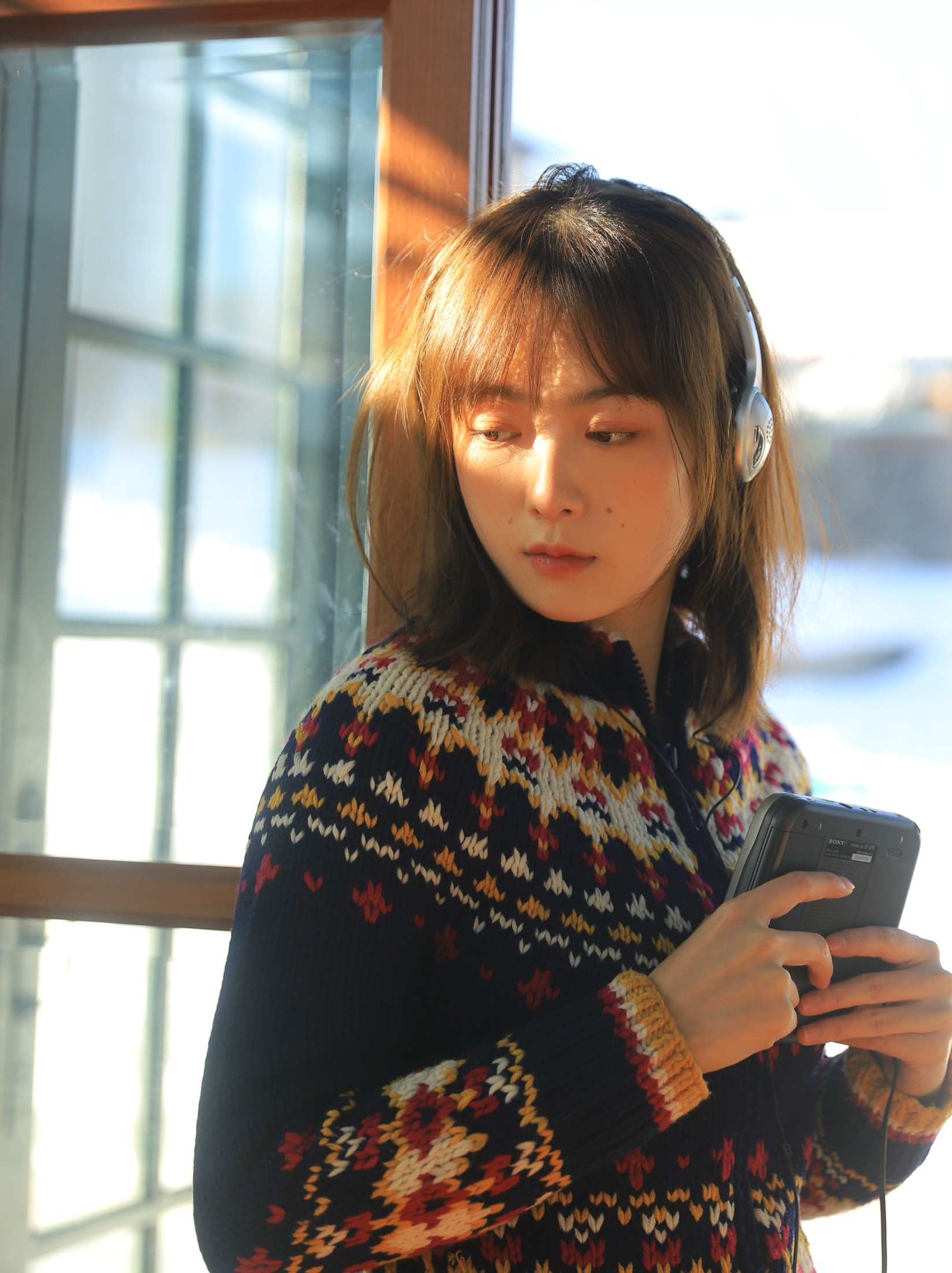 图片[6]-削月亮 – 《窗外大雪》[26P]-COS写真在线网