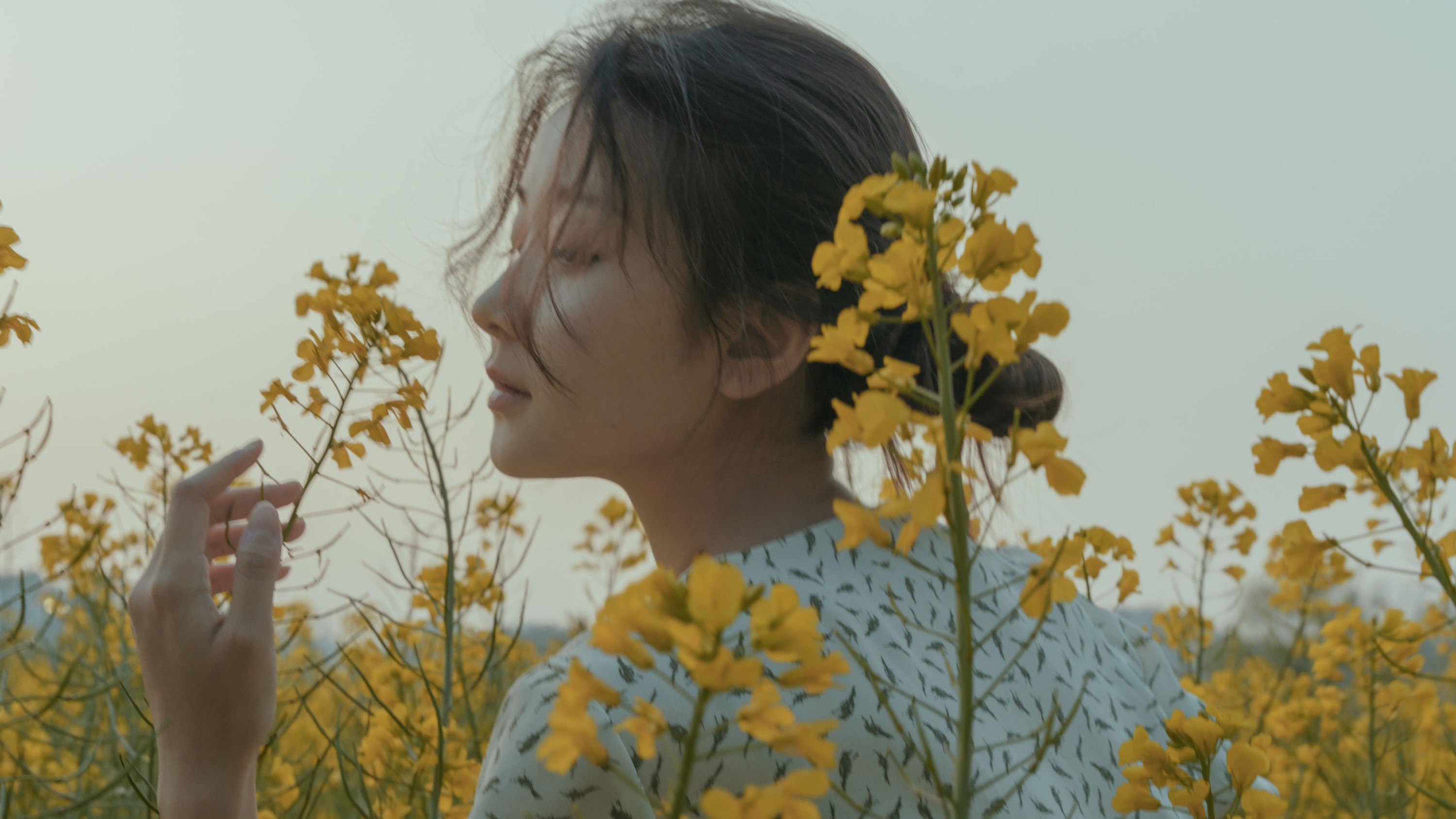 图片[6]-穆穆 – 《春天总会回来》[31P]-COS写真在线网