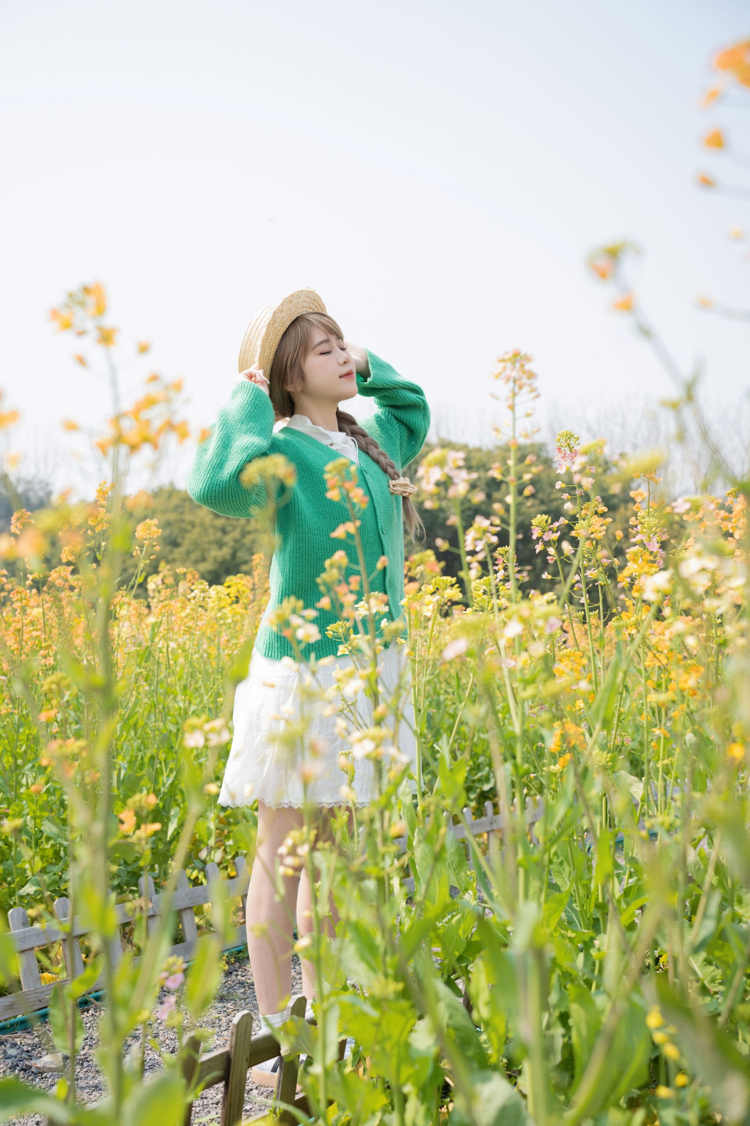 图片[6]-泡芙小方 – 《油菜花的春天》[26P]-COS写真在线网