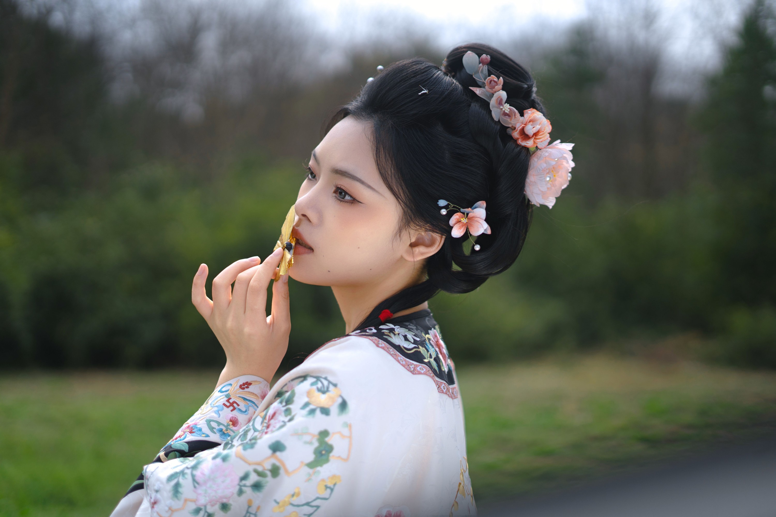 图片[6]-小兮呀 – 《春色满园》[23P]-COS写真在线网