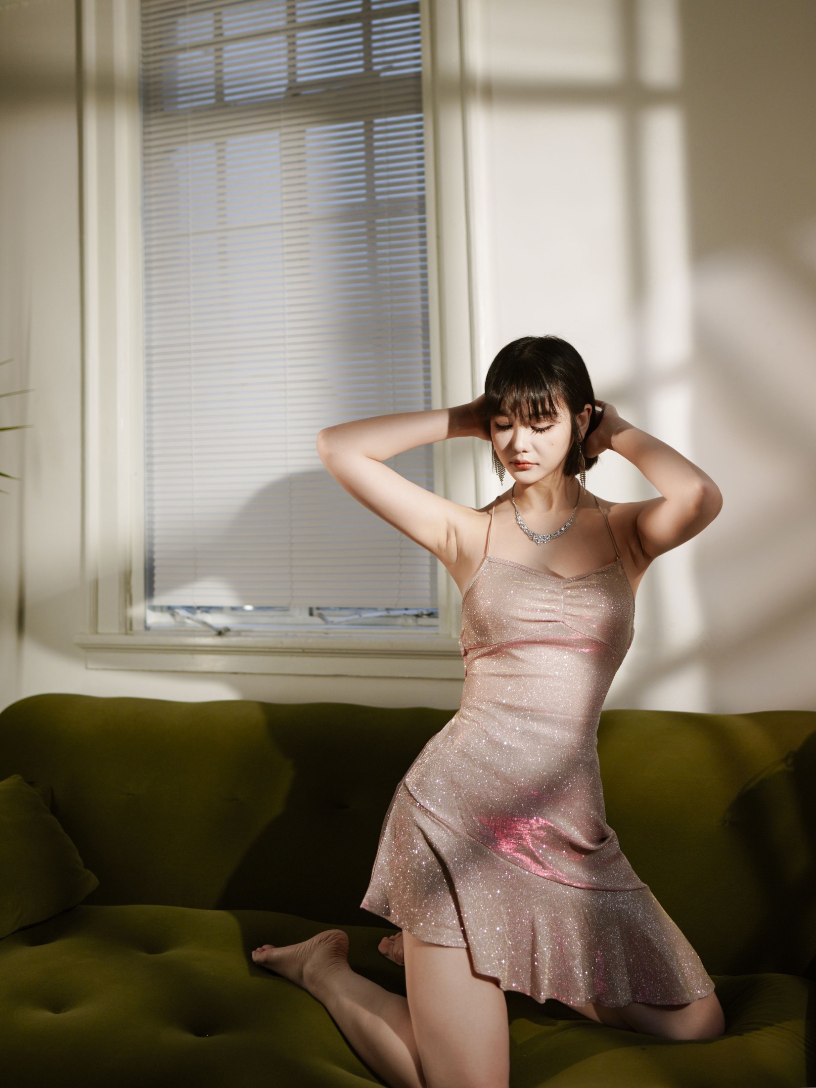 图片[6]-佐伊 – 《光影氛围感》[28P]-COS写真在线网