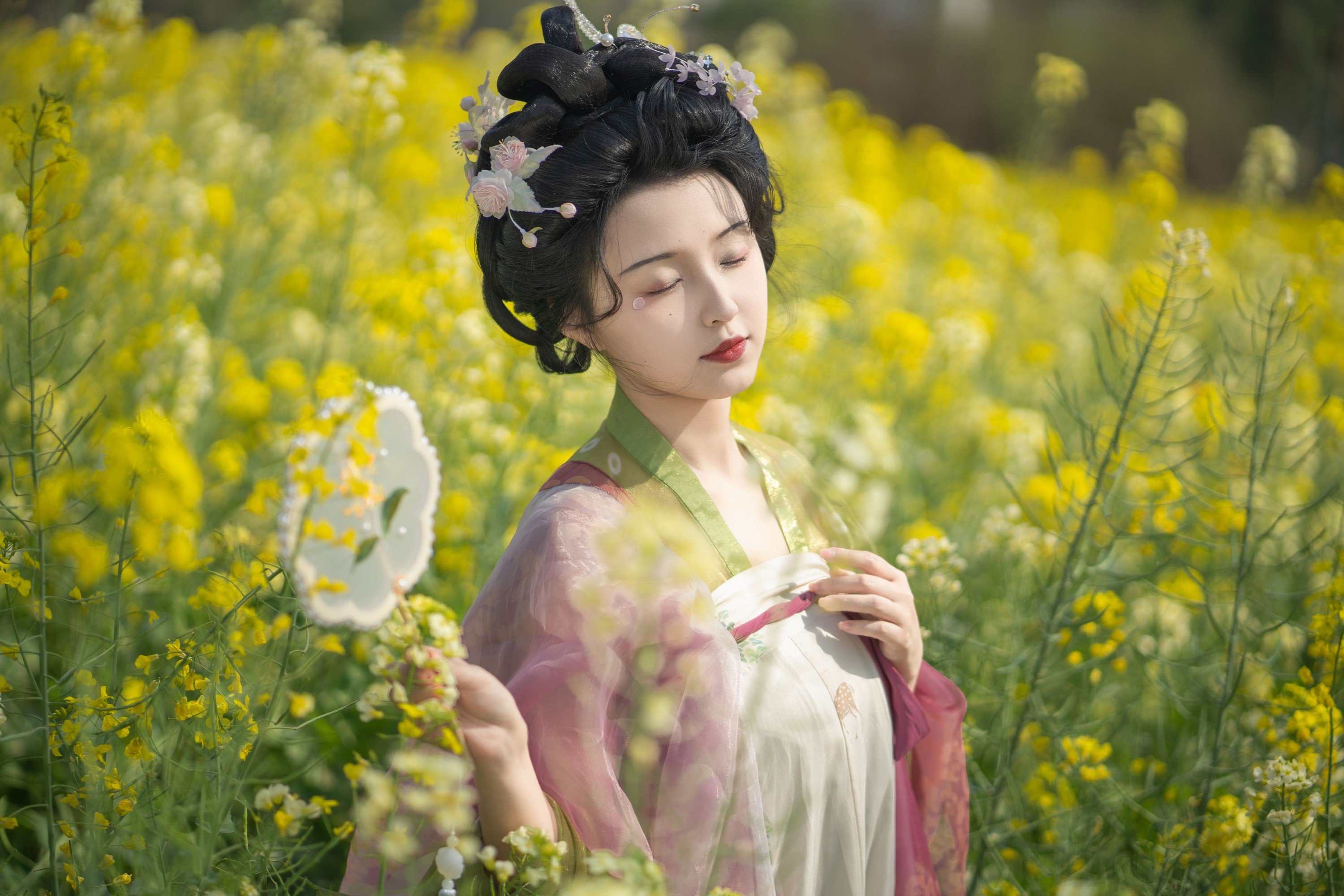 图片[6]-幼稚园里的浅夏 – 《油菜花》[22P]-COS写真在线网