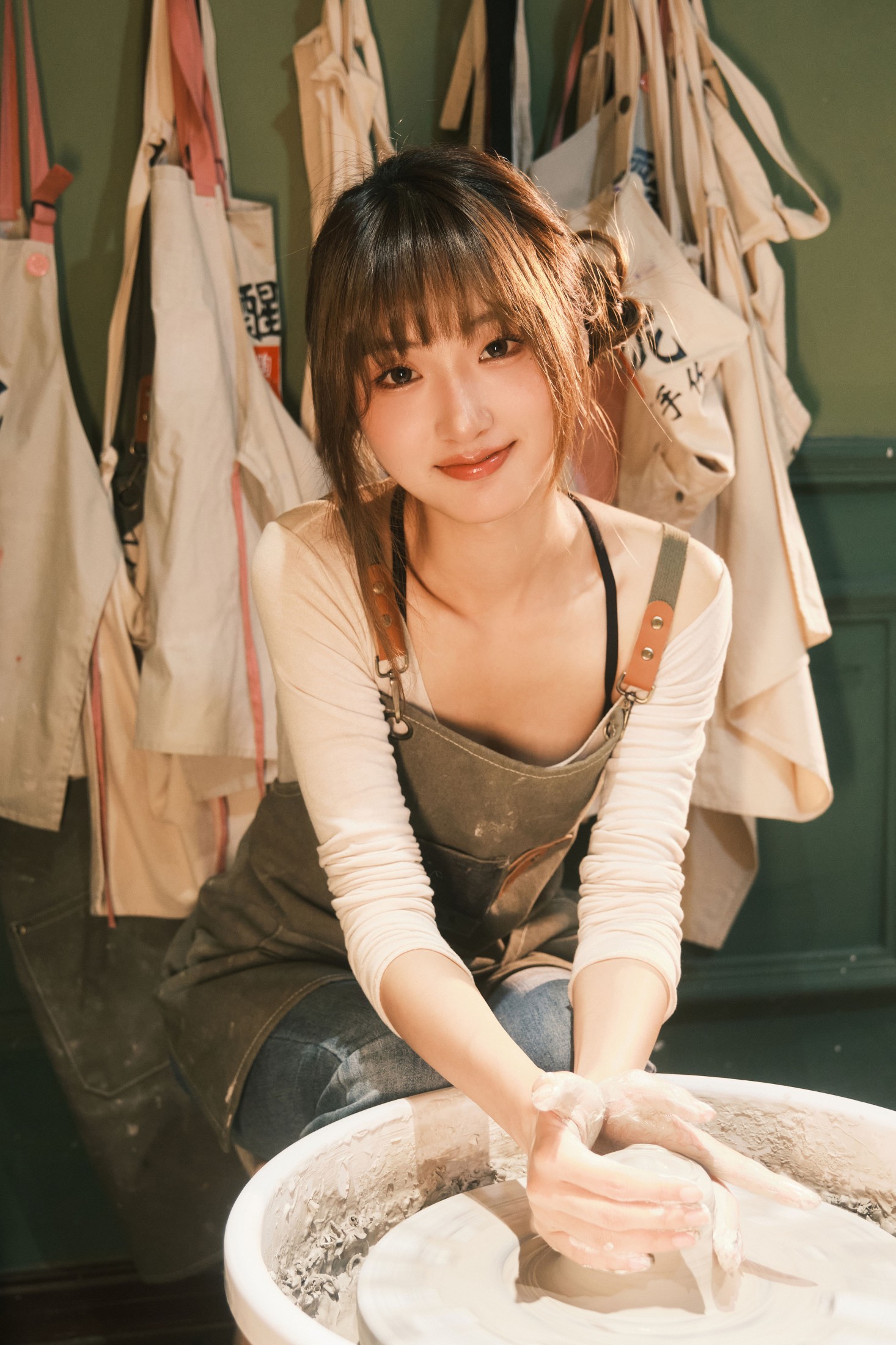 图片[3]-陈年小九 – 《陶艺拍照》[28P]-COS写真在线网