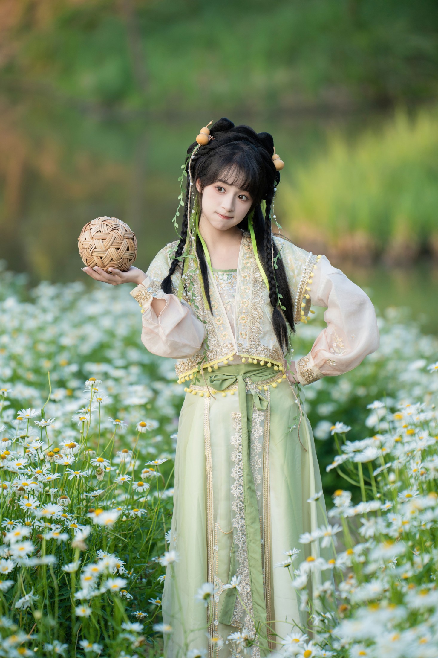 图片[4]-夏芋小年 – 《赏花去了》[25P]-COS写真在线网