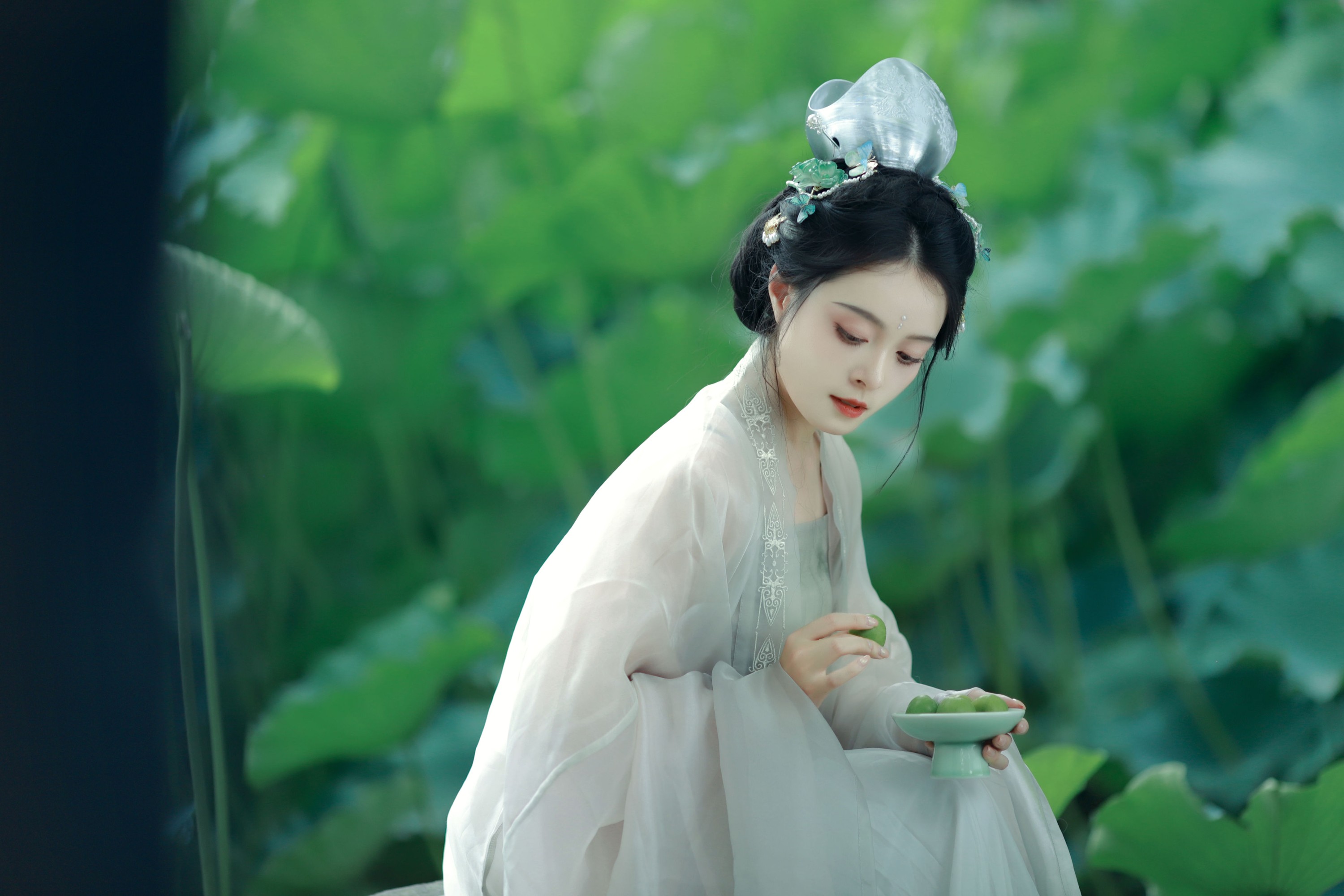 图片[6]-岁岁如意 – 《观荷》[22P]-COS写真在线网