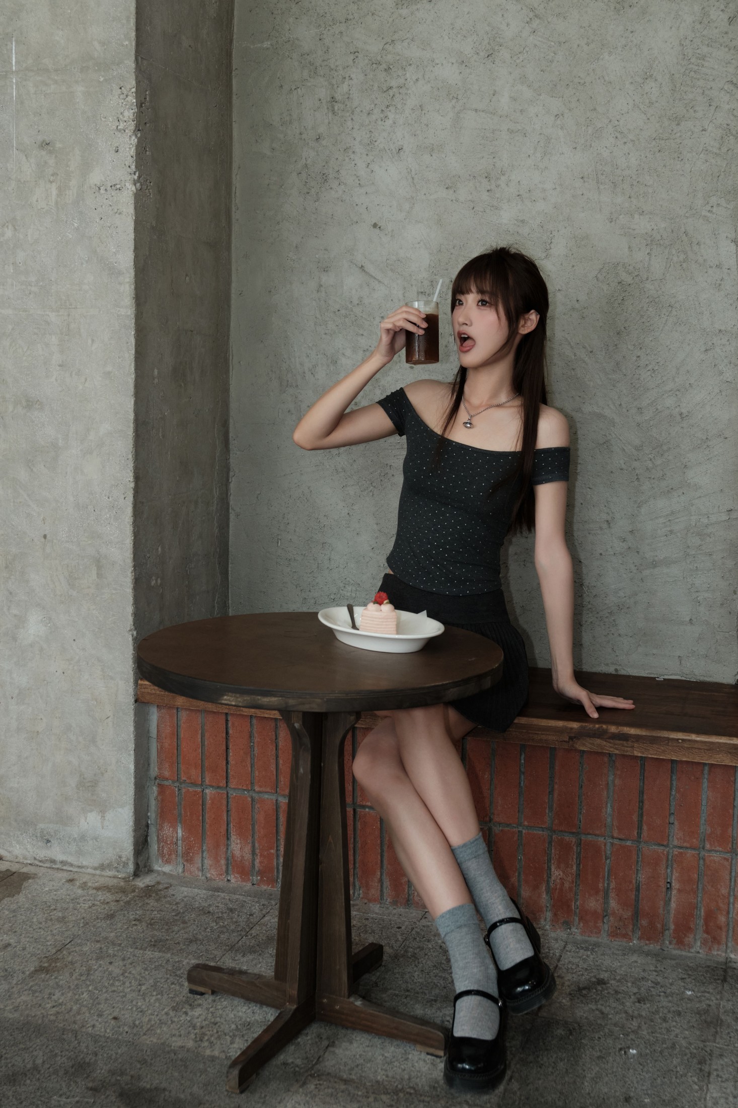 图片[5]-陈年小九 – 《面包女孩》[33P]-COS写真在线网