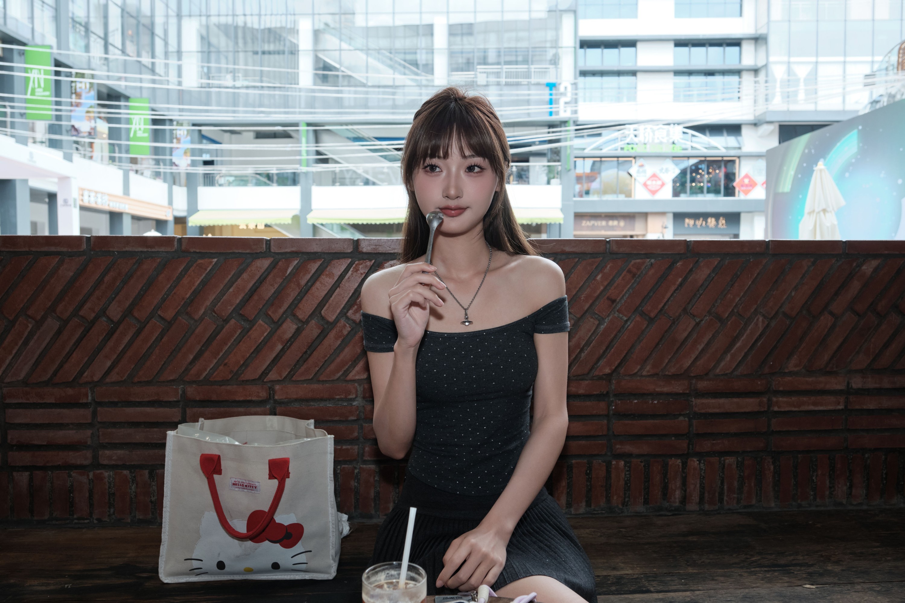 图片[3]-陈年小九 – 《面包女孩》[33P]-COS写真在线网