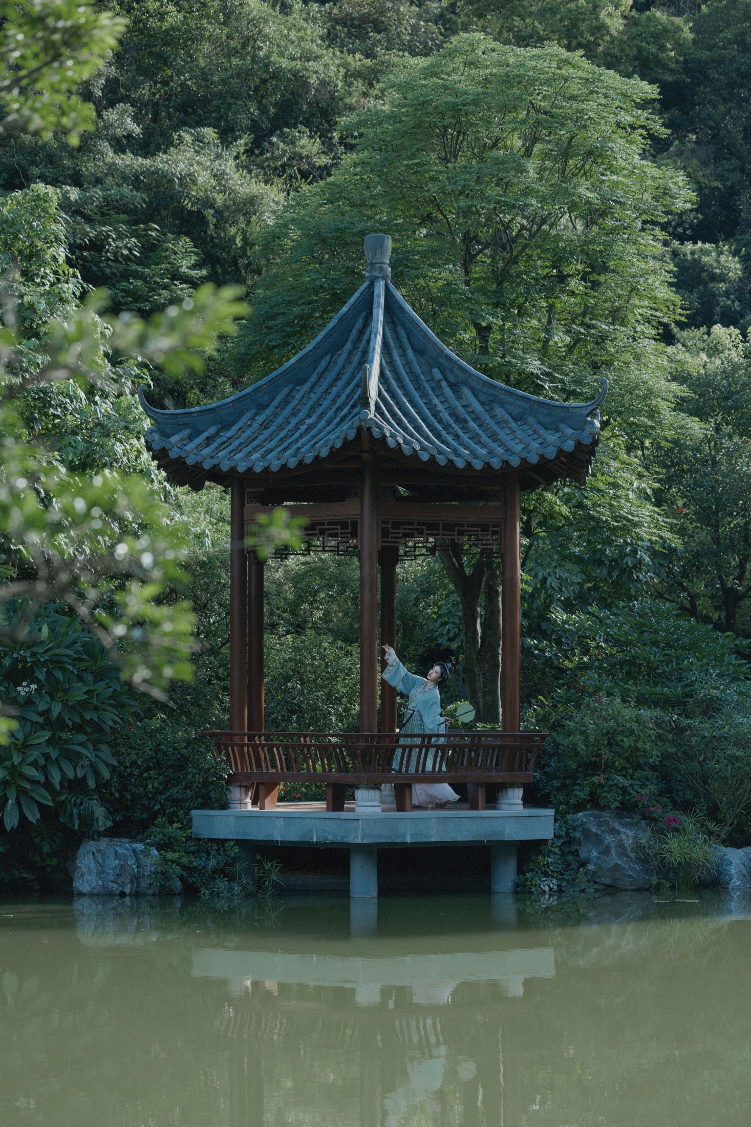 图片[6]-摇一瑶 – 《卷中人》[25P]-COS写真在线网