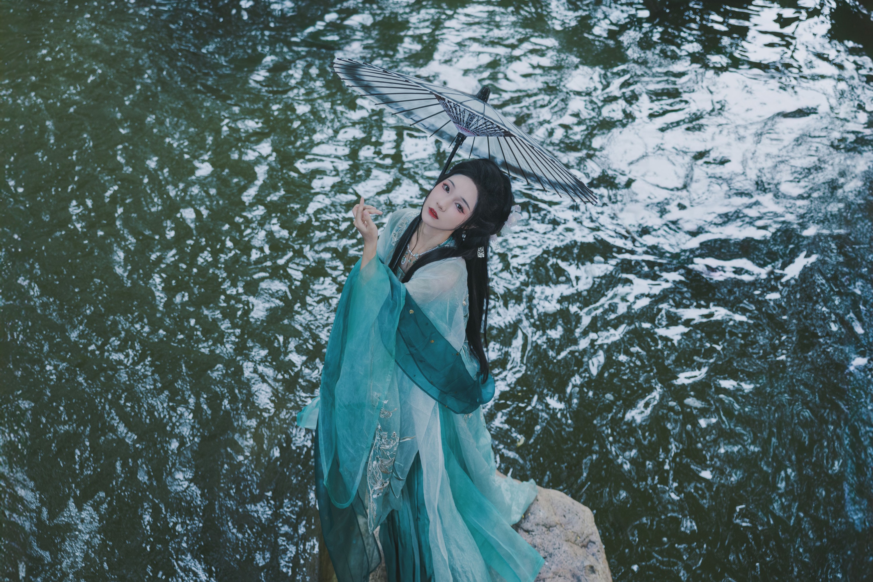 图片[6]-瑞雪mizuyuki – 《瀑布之下》[26P]-COS写真在线网