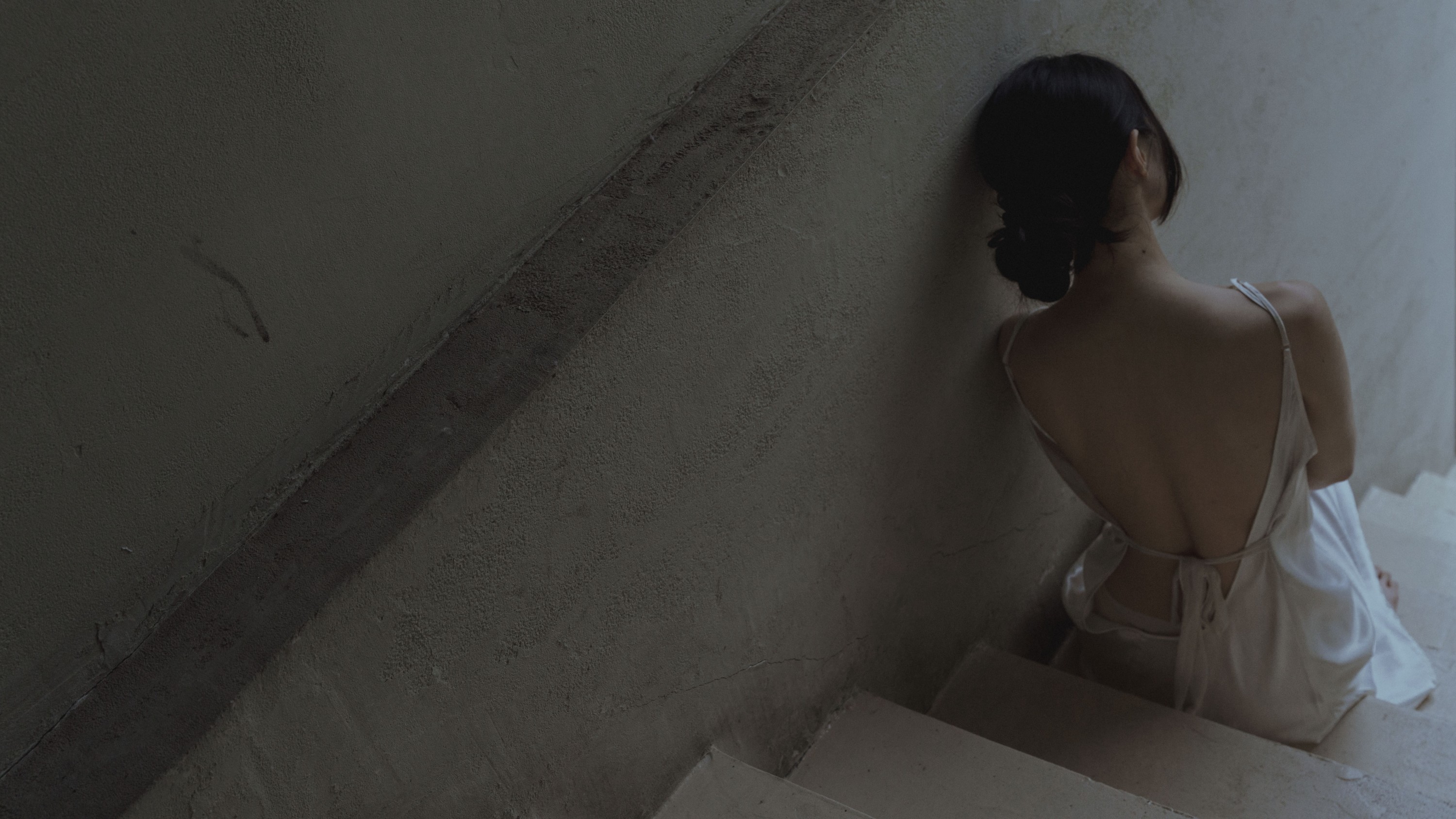 图片[6]-兔兔子 – 《雨泪》[24P]-COS写真在线网