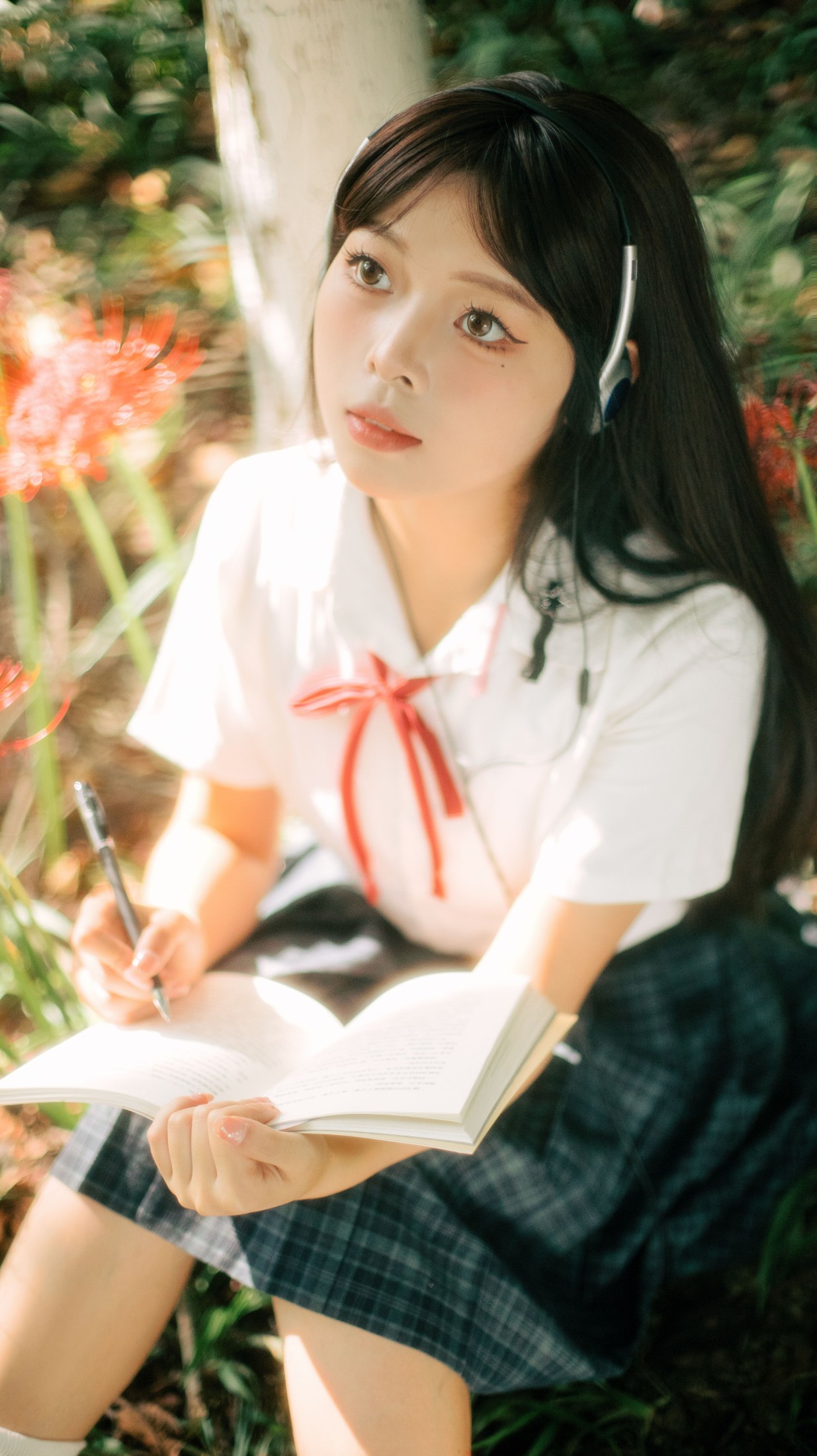 图片[6]-魔仙堡练习生 – 《彼岸花》[25P]-COS写真在线网