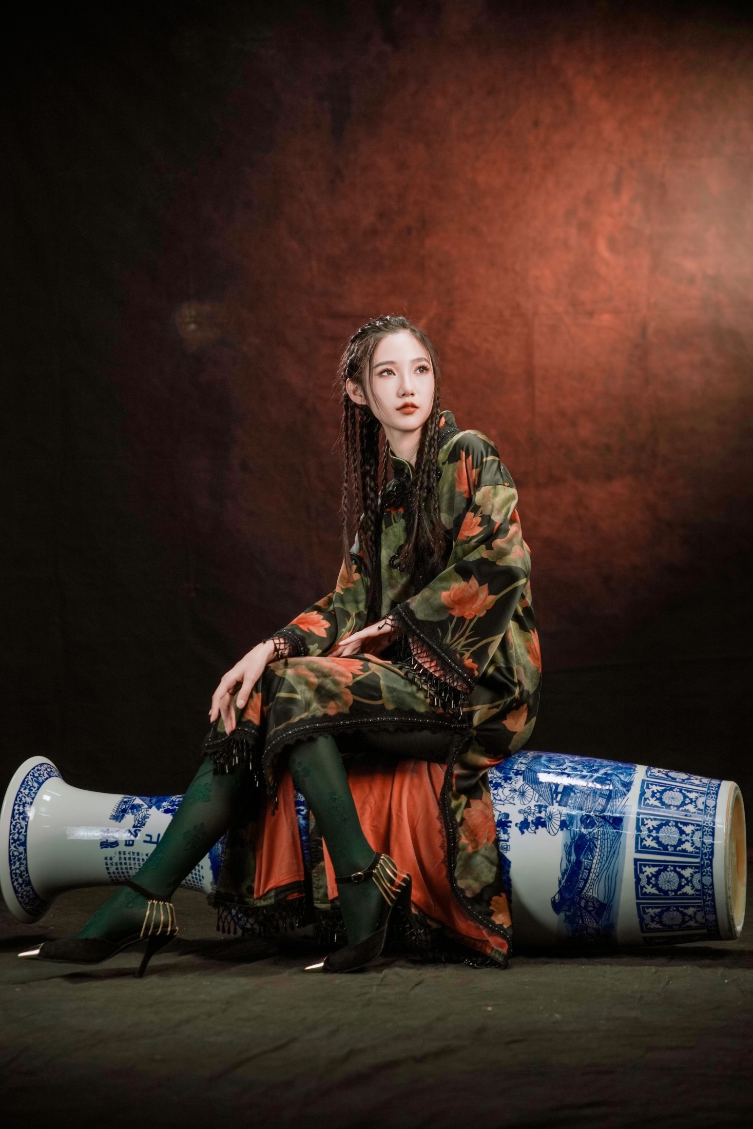 图片[4]-o1ne万 – 《时尚岭南瓷器魅力》[22P]-COS写真在线网