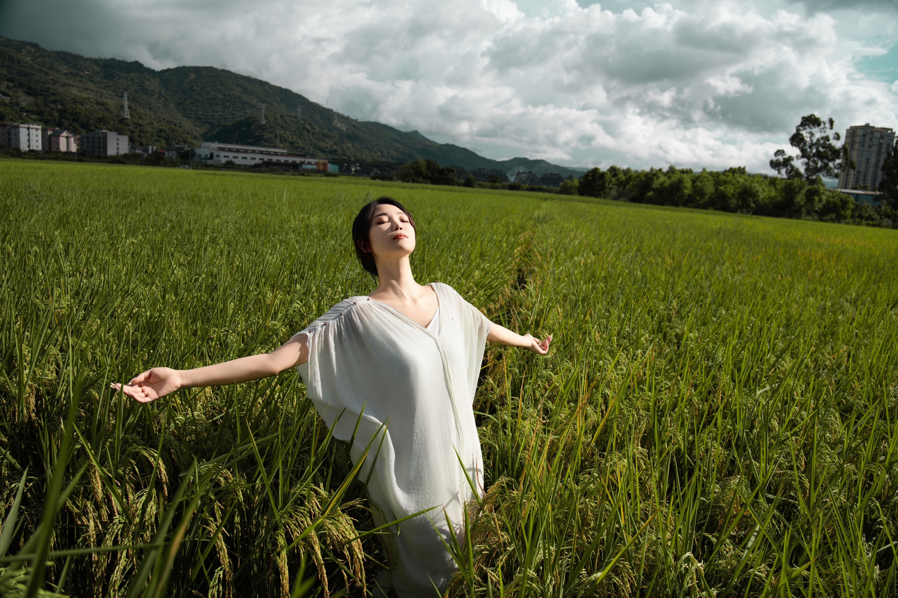 图片[6]-小雅 – 《稻田》[27P]-COS写真在线网