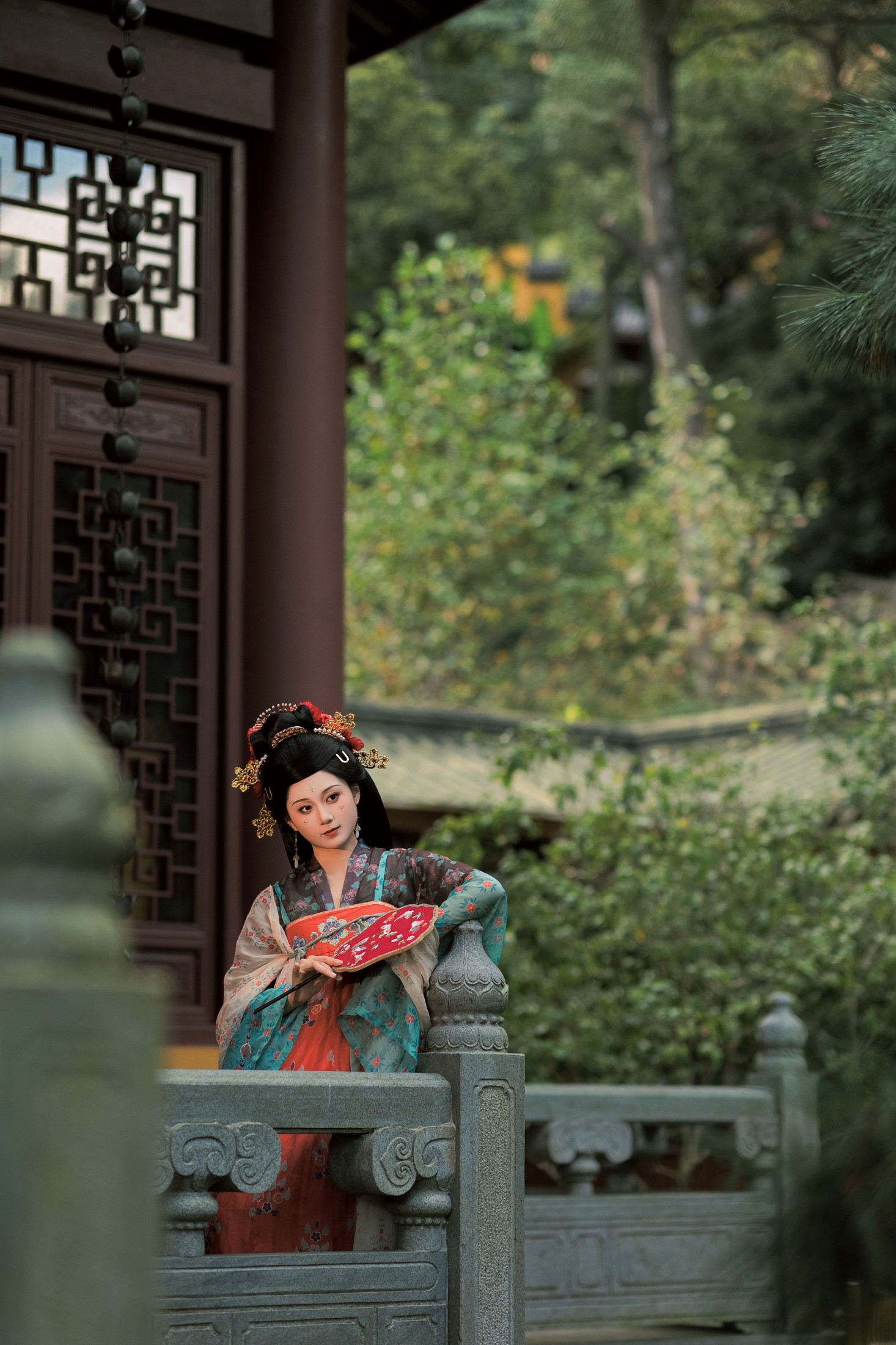 图片[6]-郑钰熙 – 《山寺踏秋》[26P]-COS写真在线网