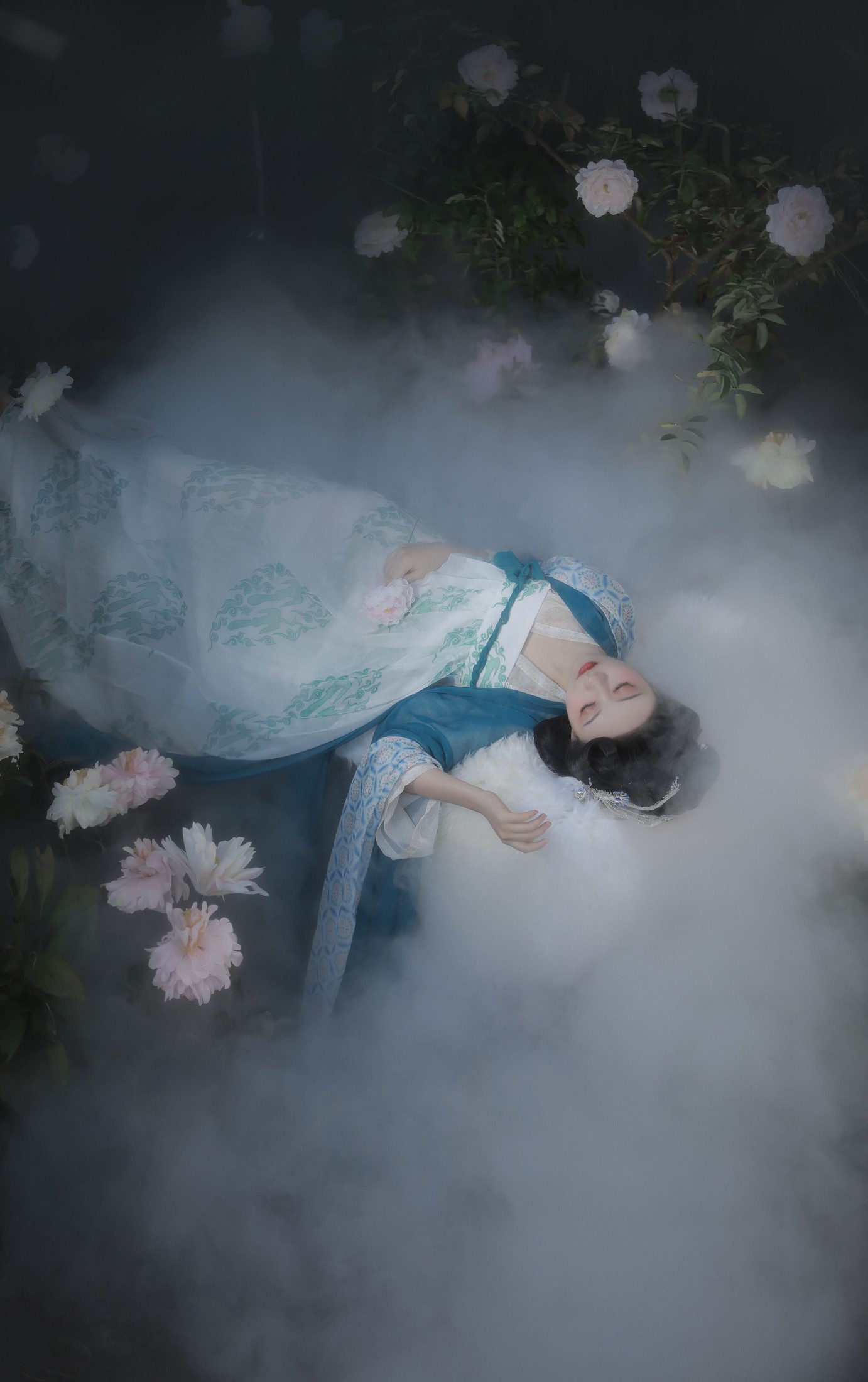 图片[6]-与芳 – 《芳春柳摇染花香》[22P]-COS写真在线网