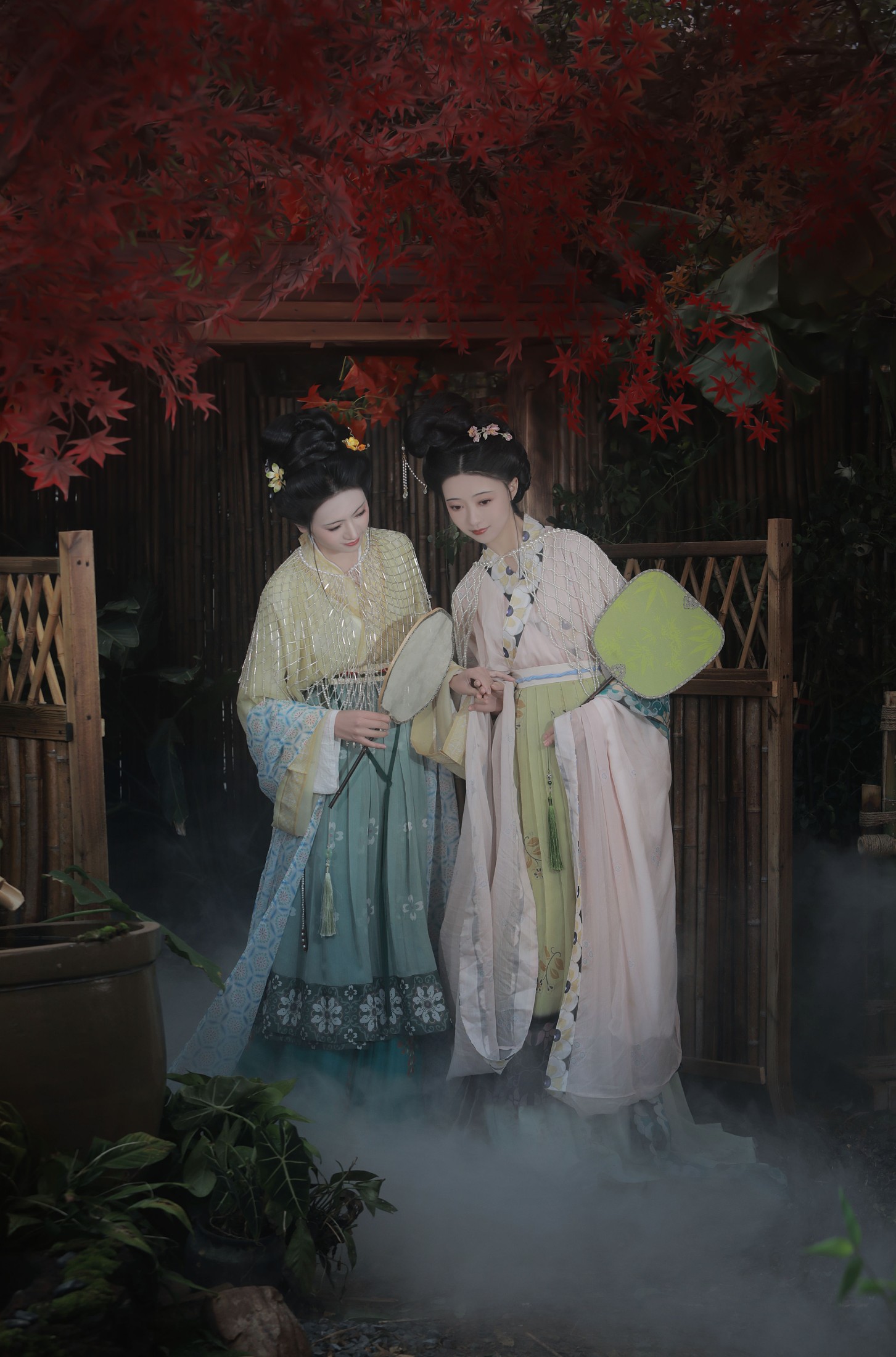 图片[6]-与芳 瑜瑾 – 《眉目自成诗三百，鬓如春风裁》[22P]-COS写真在线网