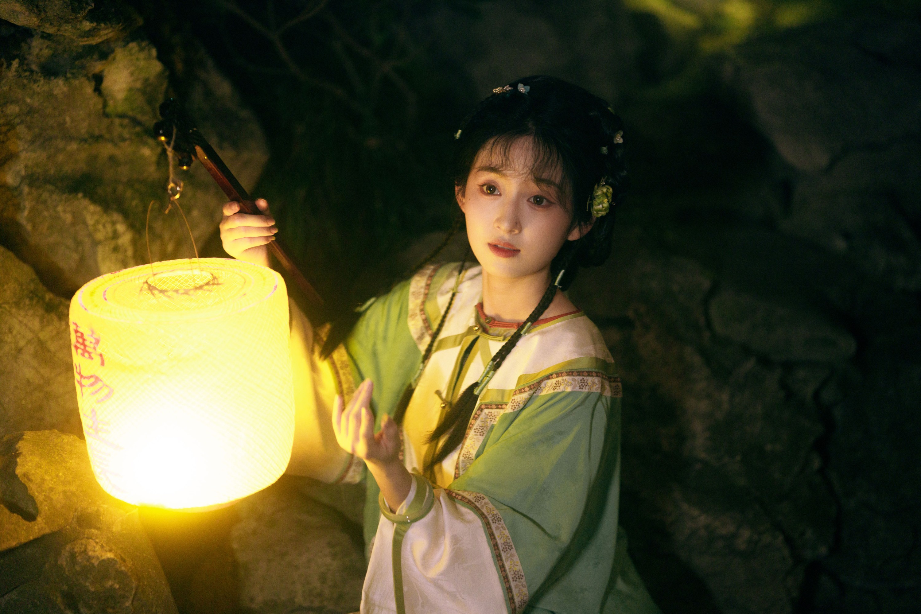 图片[6]-一只梳子君 – 《误入眉眼，可叹惊鸿》[13P]-COS写真在线网