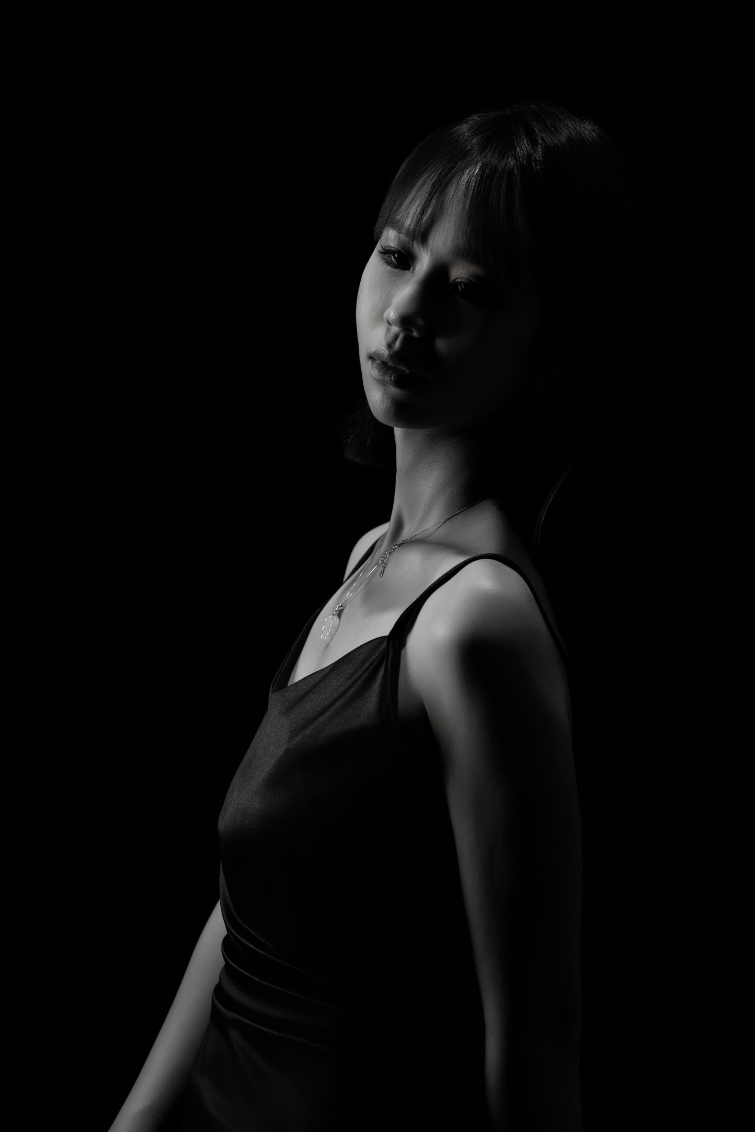 图片[6]-龟龟 – 《光与影之歌：情绪风肖像》[20P]-COS写真在线网