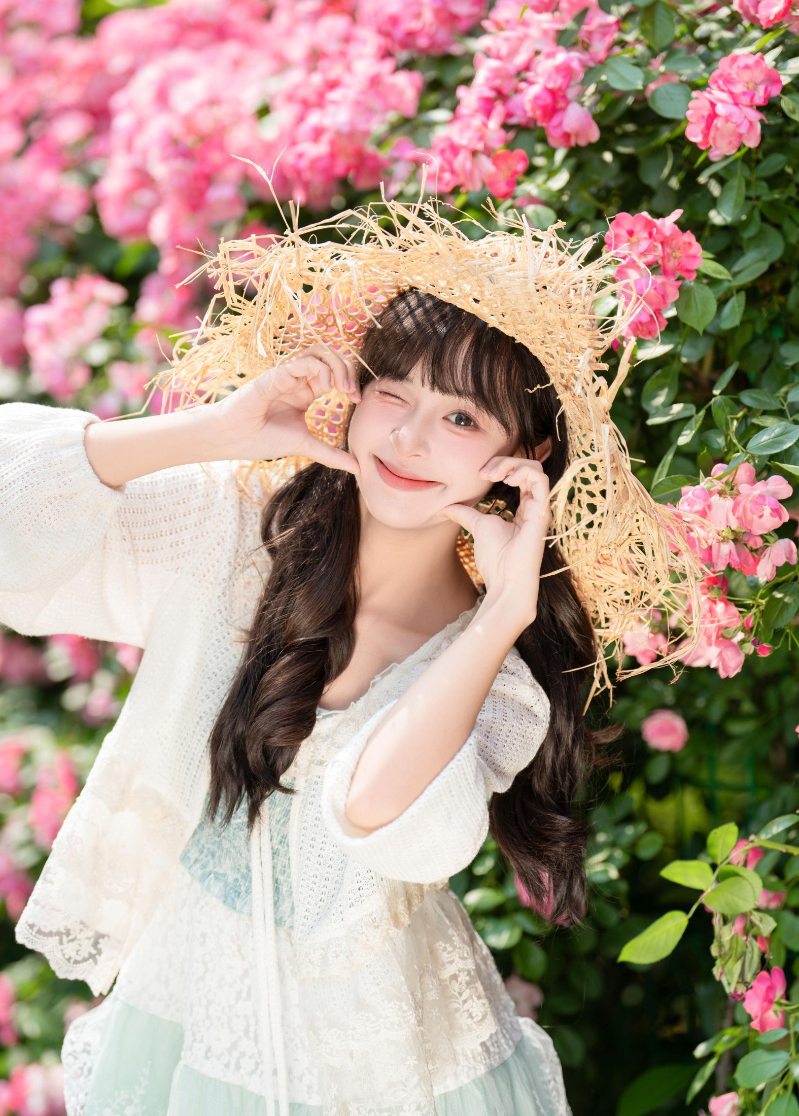 图片[2]-夏芋小年 – 《五月的蔷薇》[35P]-COS写真在线网