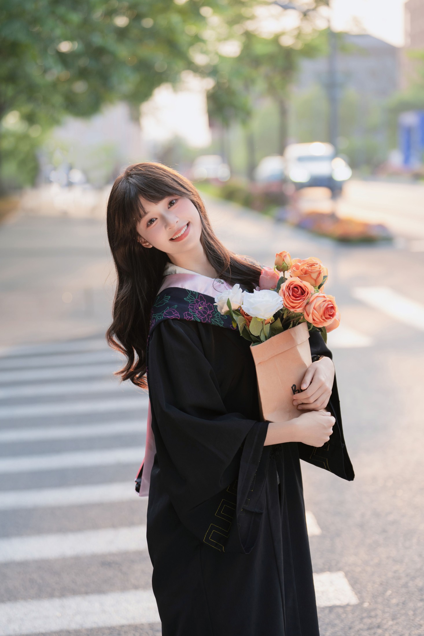 图片[6]-夏芋小年 – 《学士服》[18P]-COS写真在线网