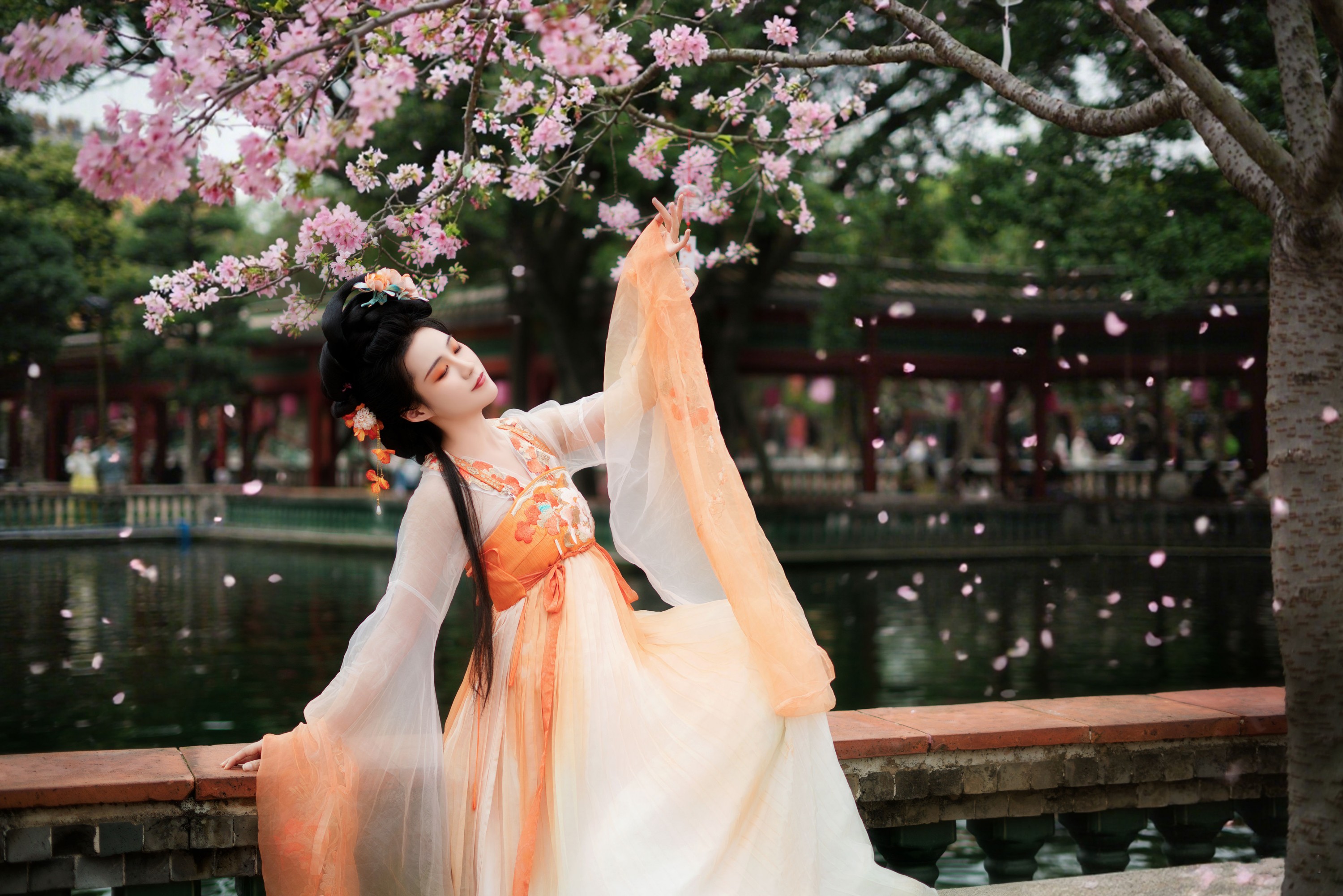 图片[3]-艳子 – 《樱花树下》[18P]-COS写真在线网