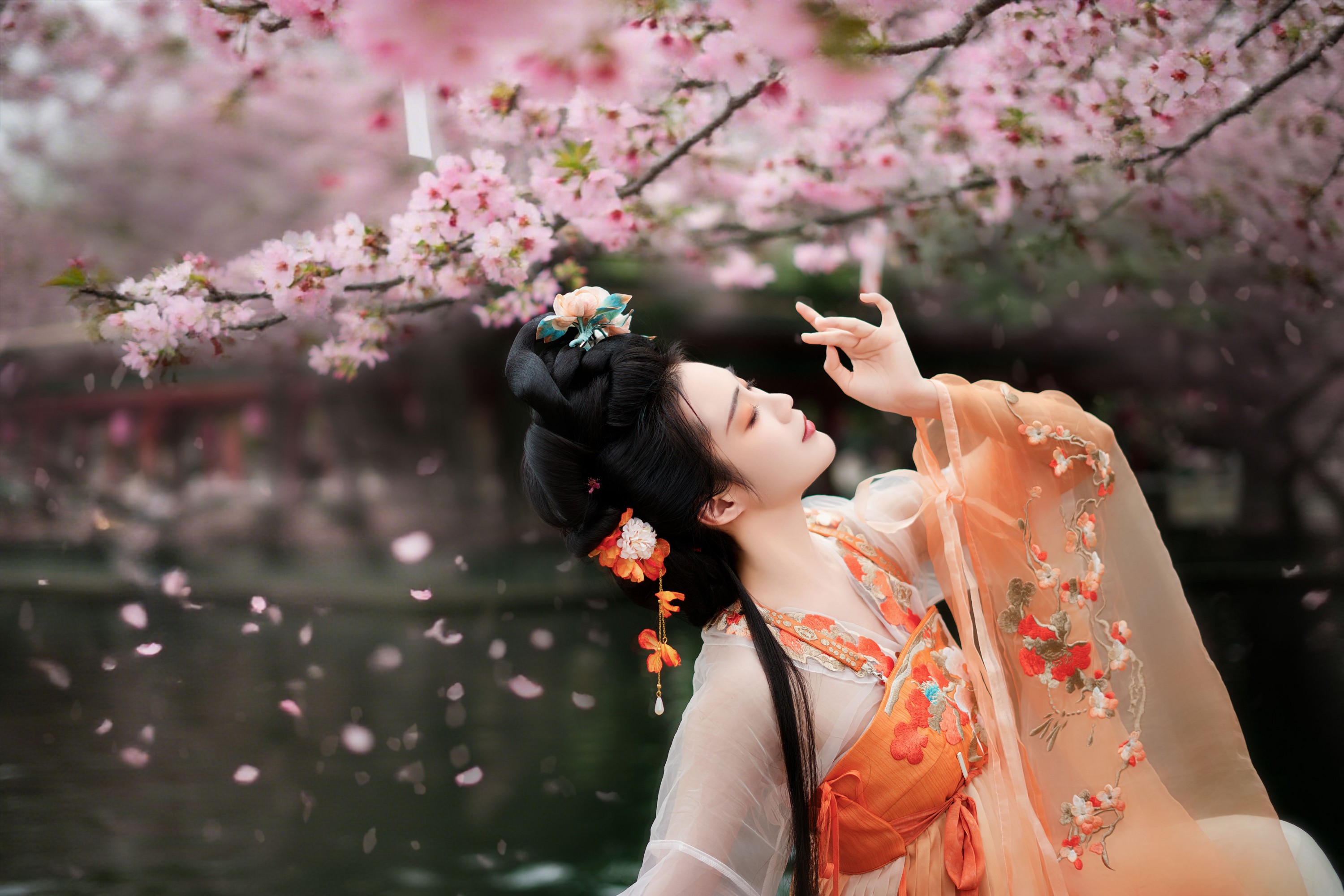 图片[4]-艳子 – 《樱花树下》[18P]-COS写真在线网