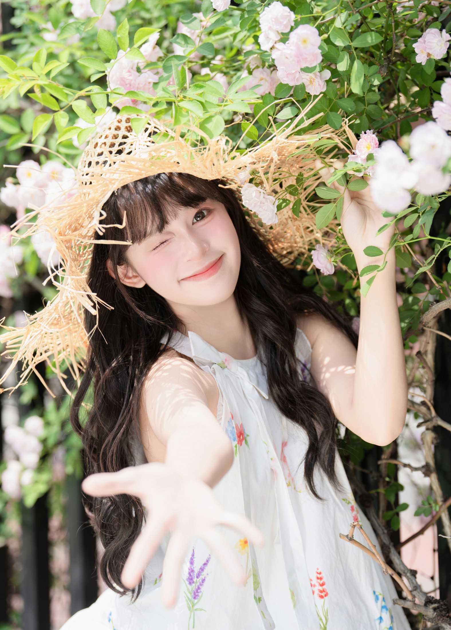 图片[2]-夏芋小年 – 《蔷薇花开》[35P]-COS写真在线网