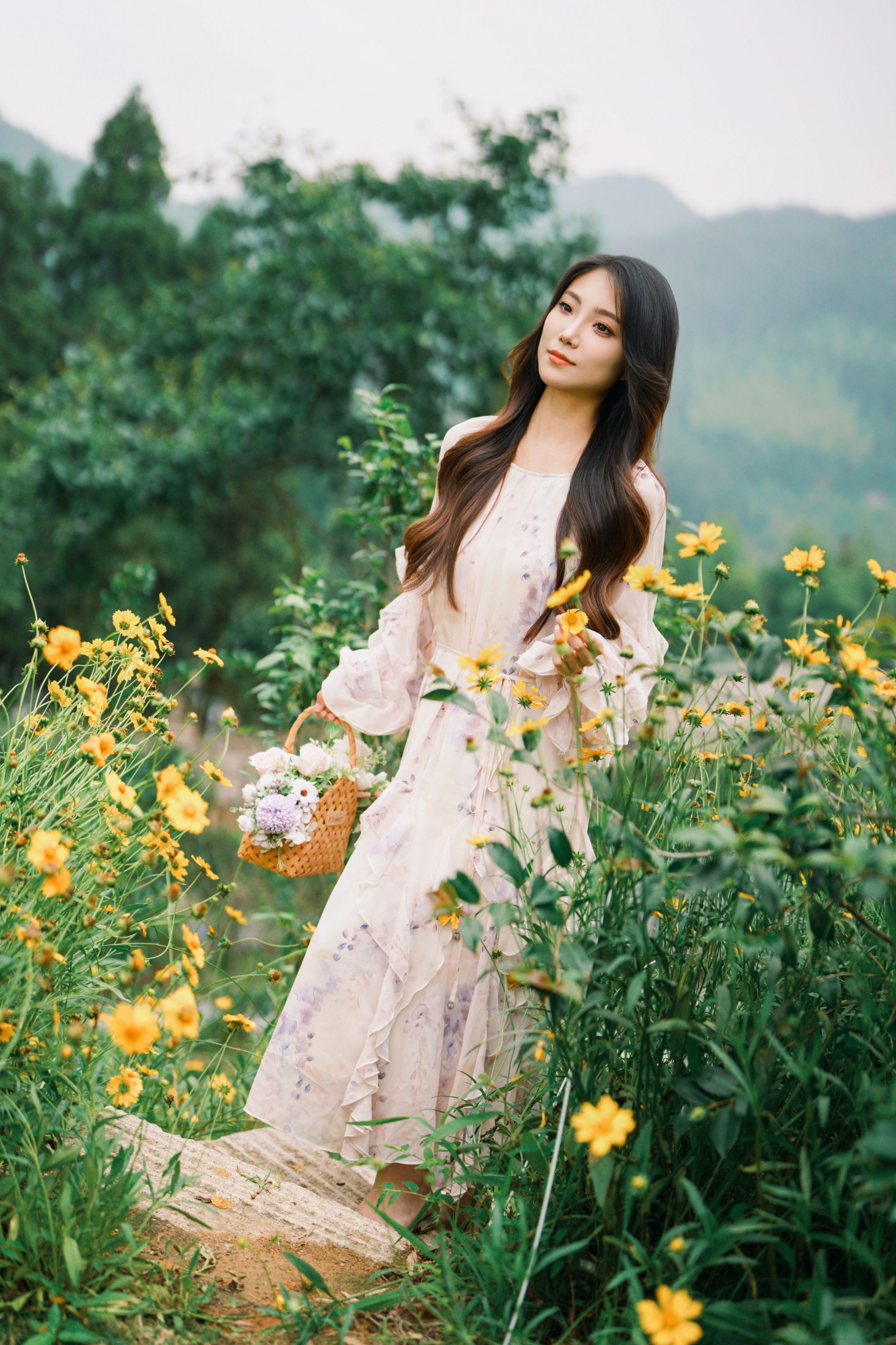 图片[5]-小雅 – 《唯美风-“花开无尽夏，浪漫永不休”》[16P]-COS写真在线网
