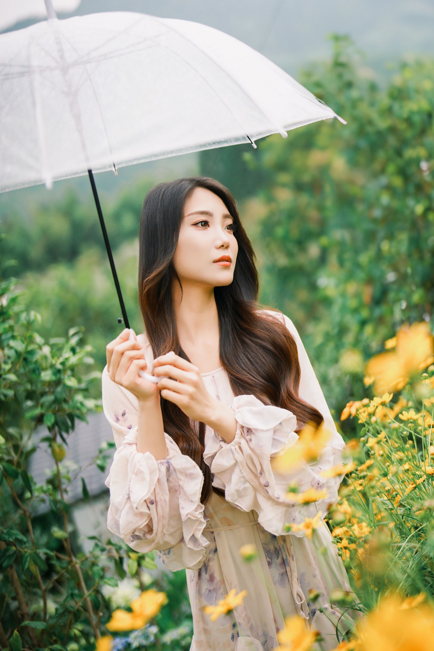 小雅 – 《唯美风-“花开无尽夏，浪漫永不休”》[16P]-COS写真在线网