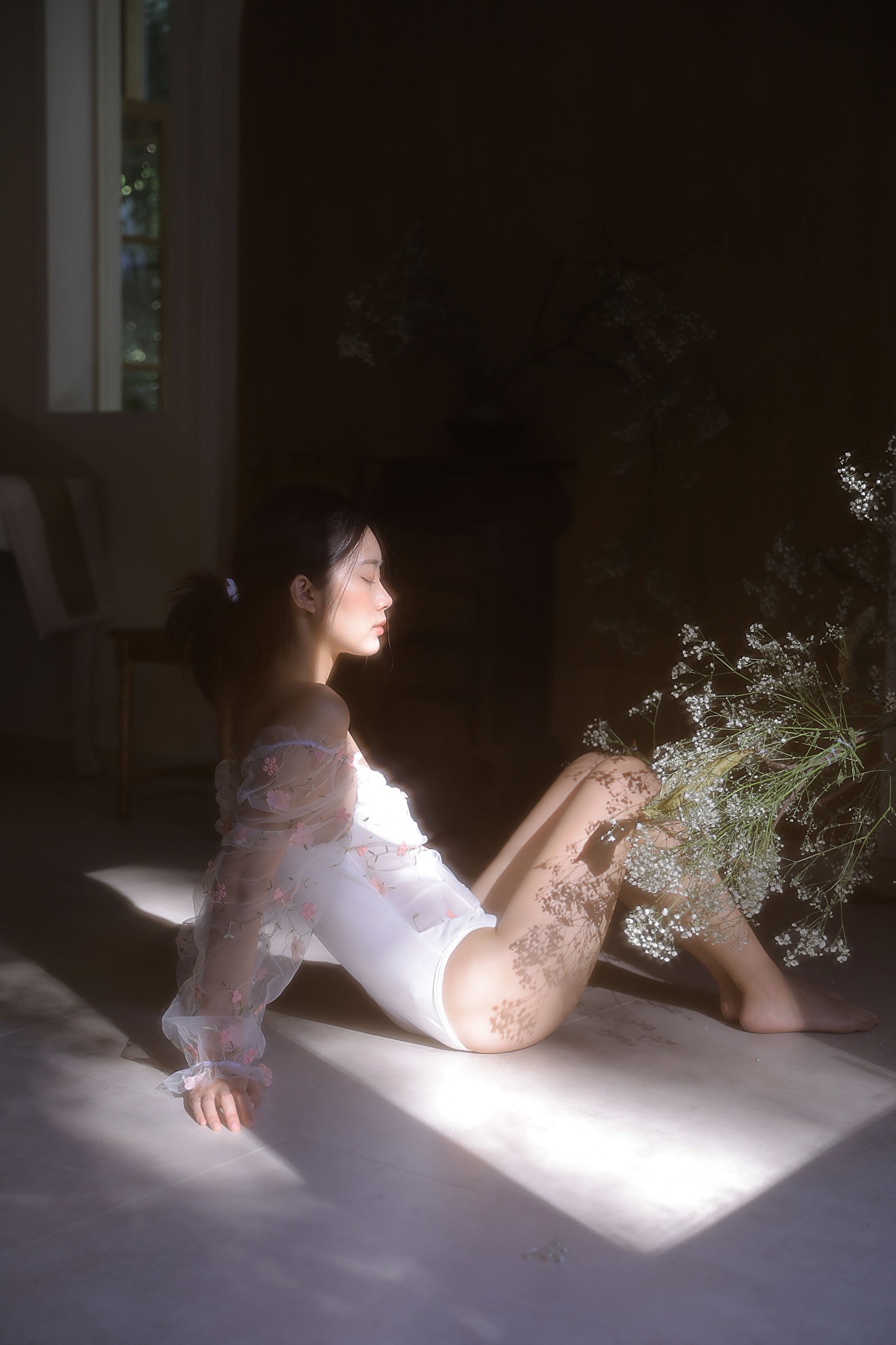 图片[5]-六六 – 《窗边心事》[15P]-COS写真在线网