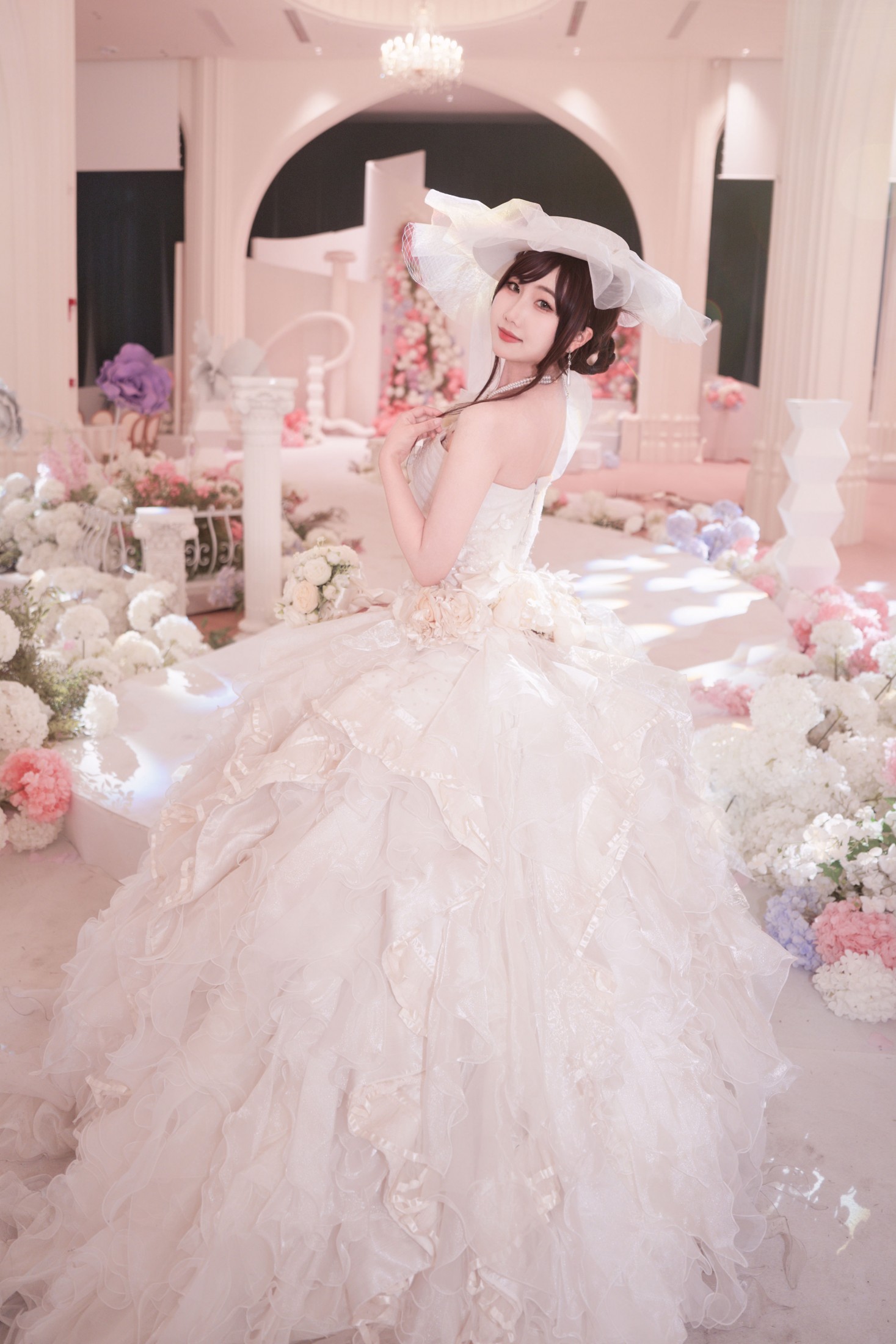 小蛇 – 《唯美风-婚纱》[23P]-COS写真在线网