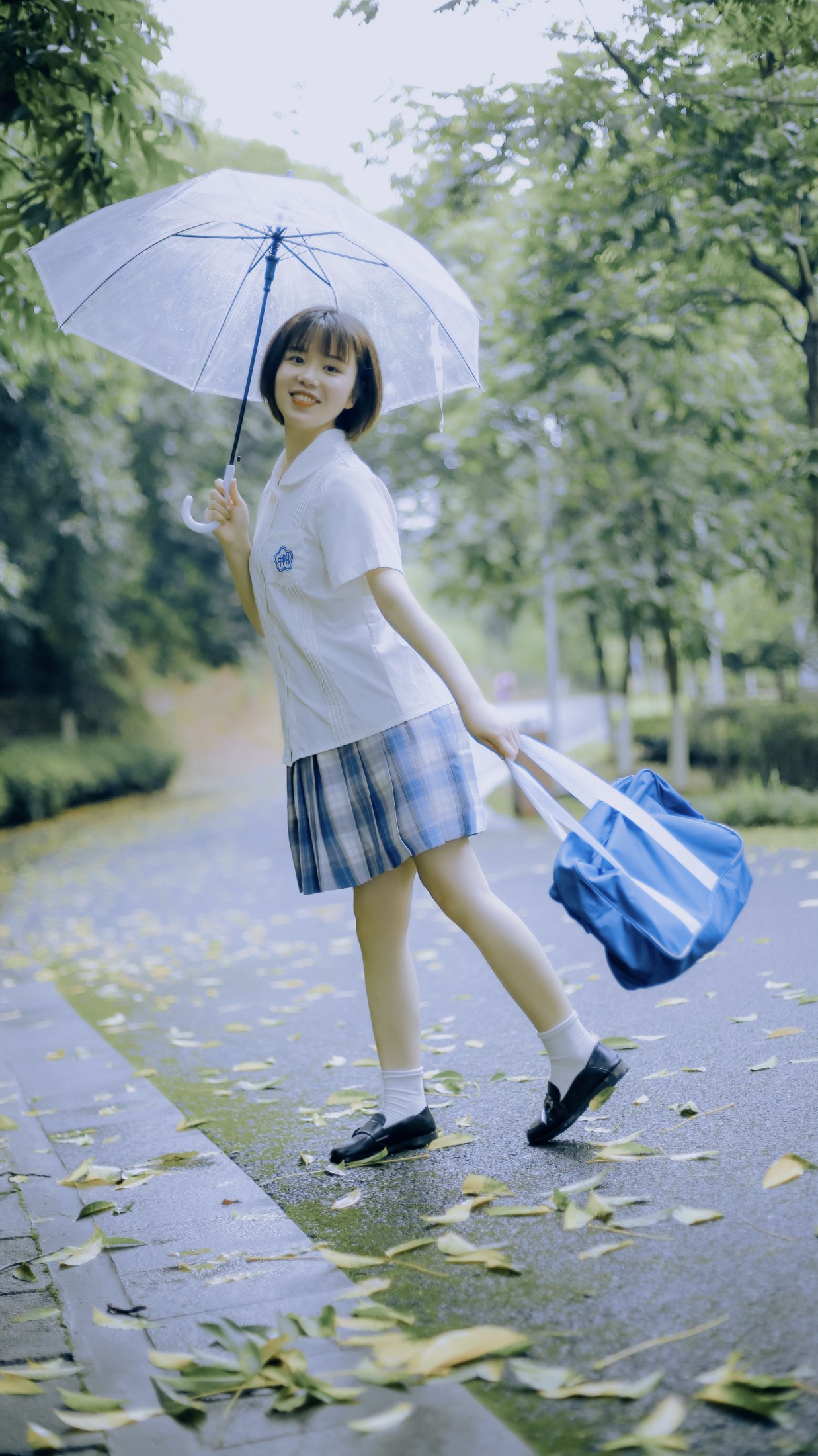 图片[4]-鑫鑫 – 《雨后》[16P]-COS写真在线网