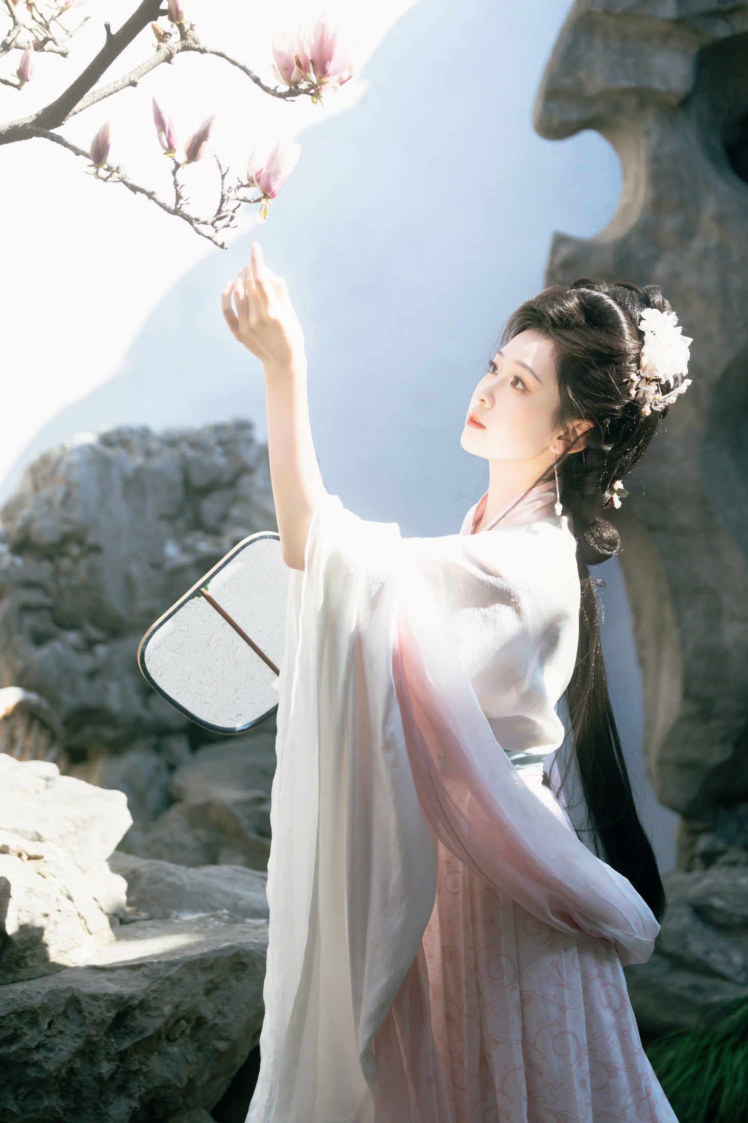 甜心芽芽 – 《二乔玉兰 | “梦里不知身是客”》[15P]-COS写真在线网