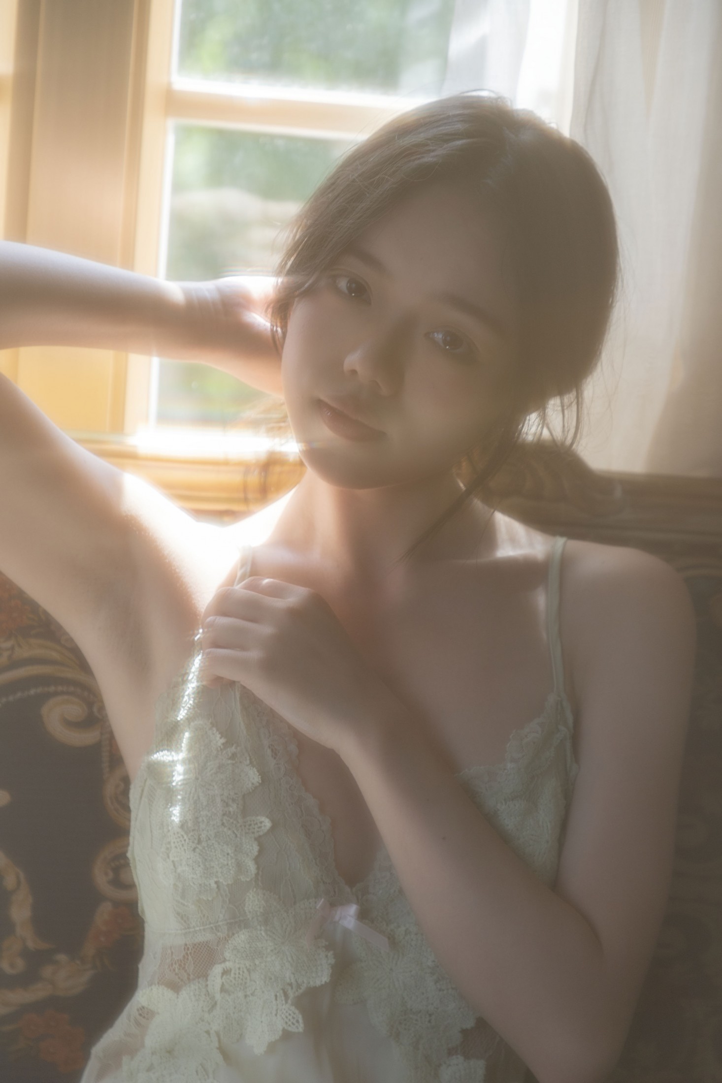 解云花 – 《夏季结束前在老房子里的身体记录》[15P]-COS写真在线网