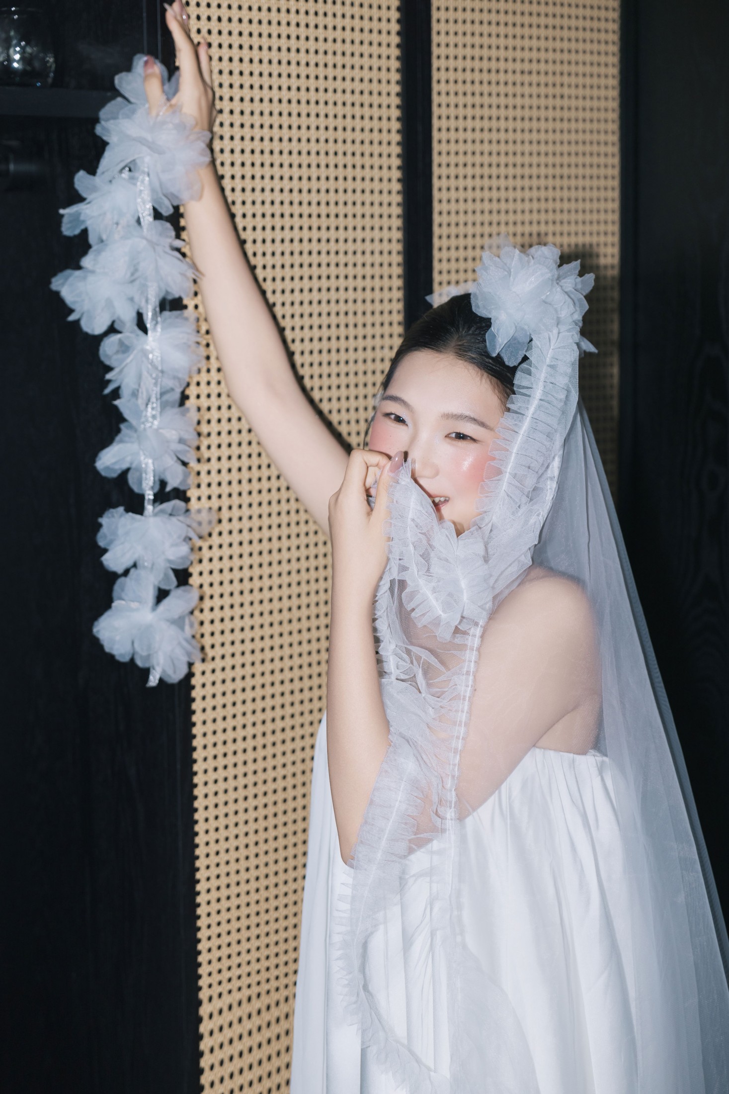 图片[5]-一杯杨枝 – 《光影邂逅白裙的瞬间》[41P]-COS写真在线网