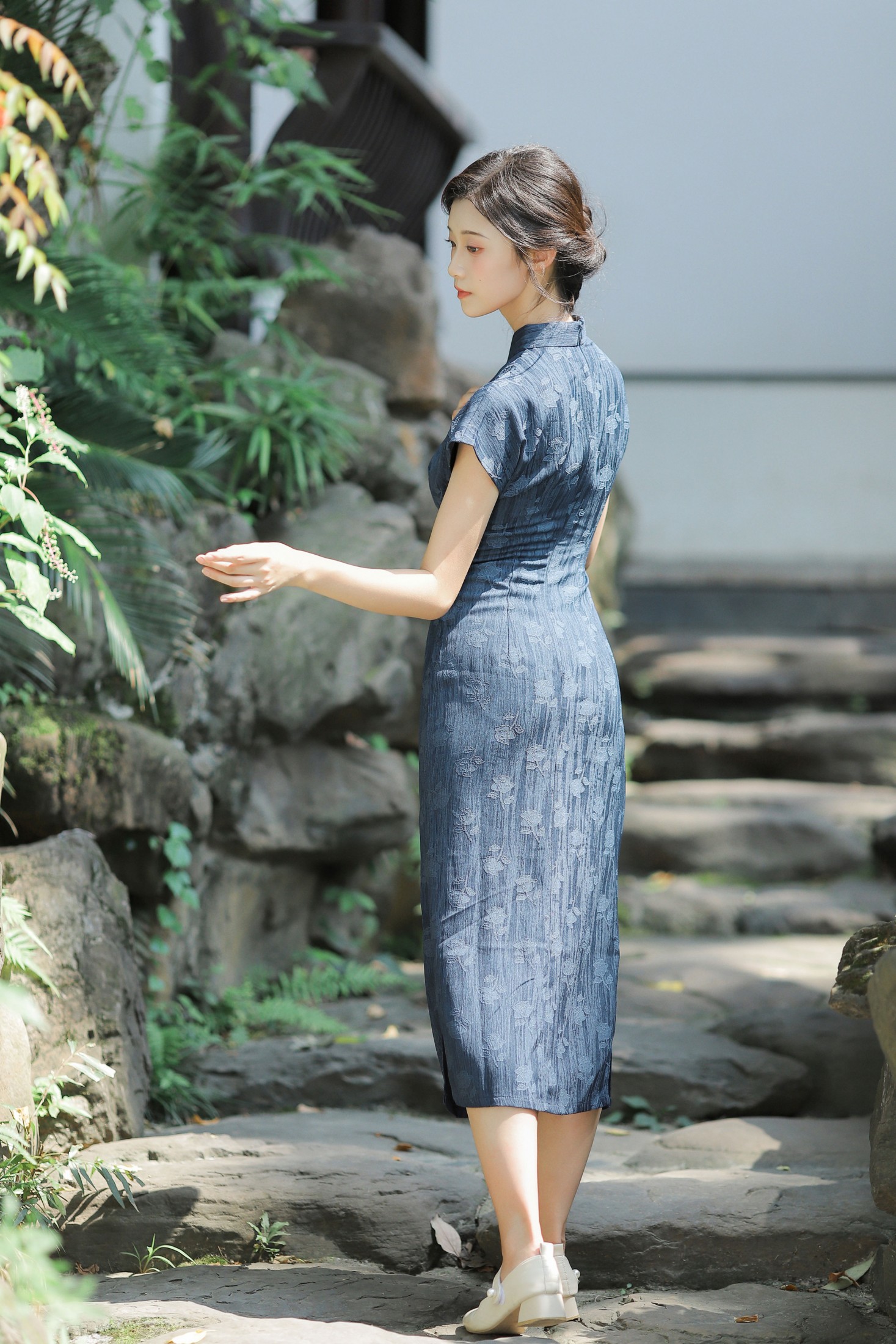 图片[5]-一口烧麦 – 《她身上有淡淡的书香气》[23P]-COS写真在线网