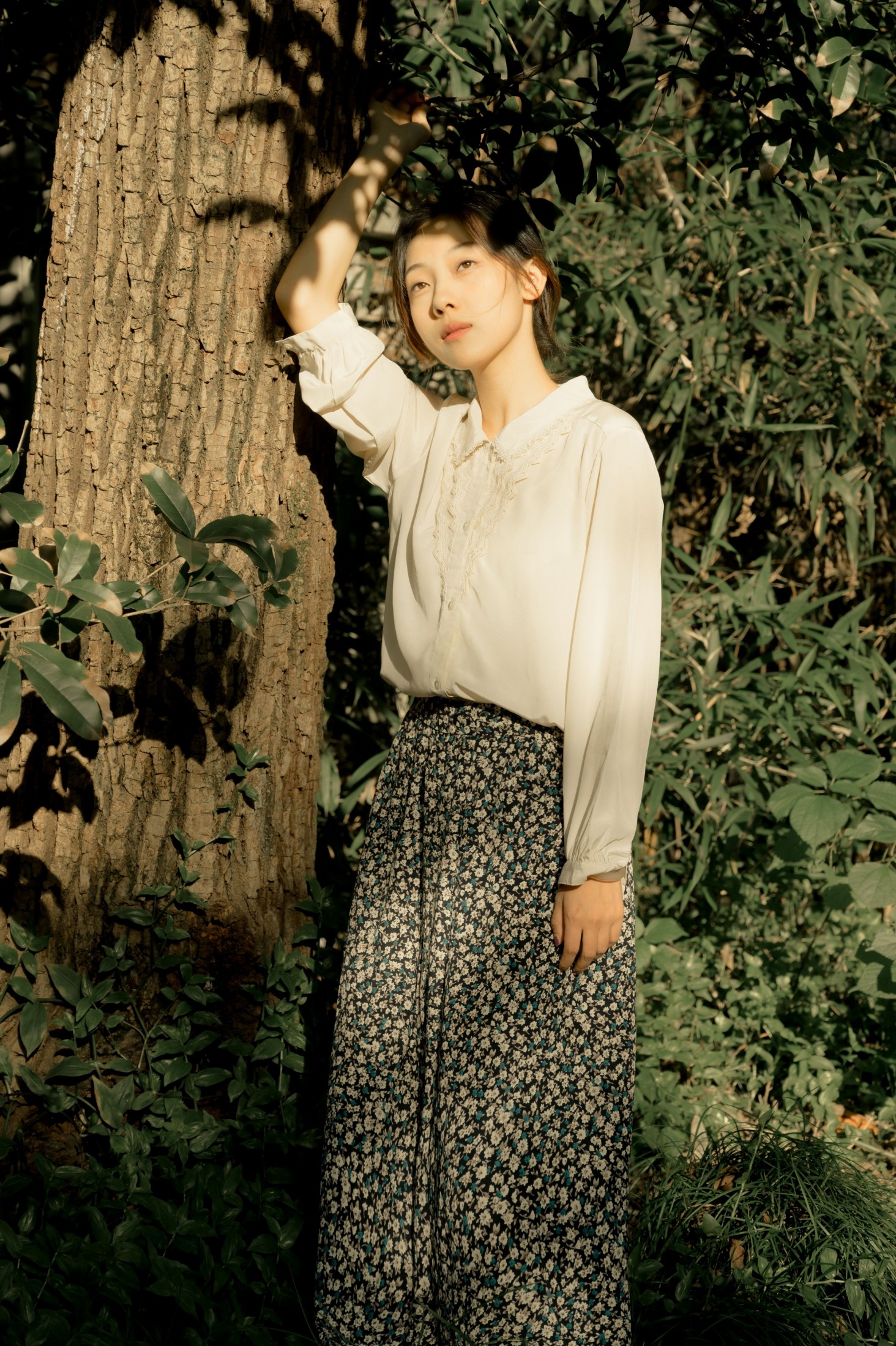 小翟 – 《光照的方向》[20P]-COS写真在线网