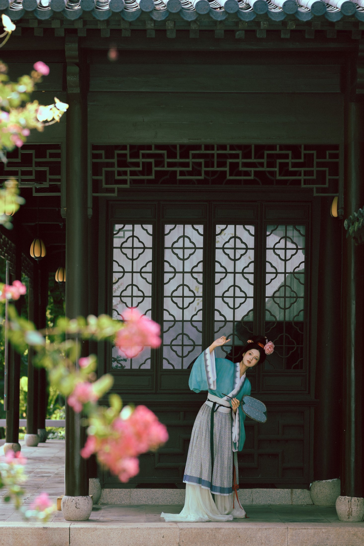 图片[3]-闲余凡身 – 《闲庭信步》[48P]-COS写真在线网