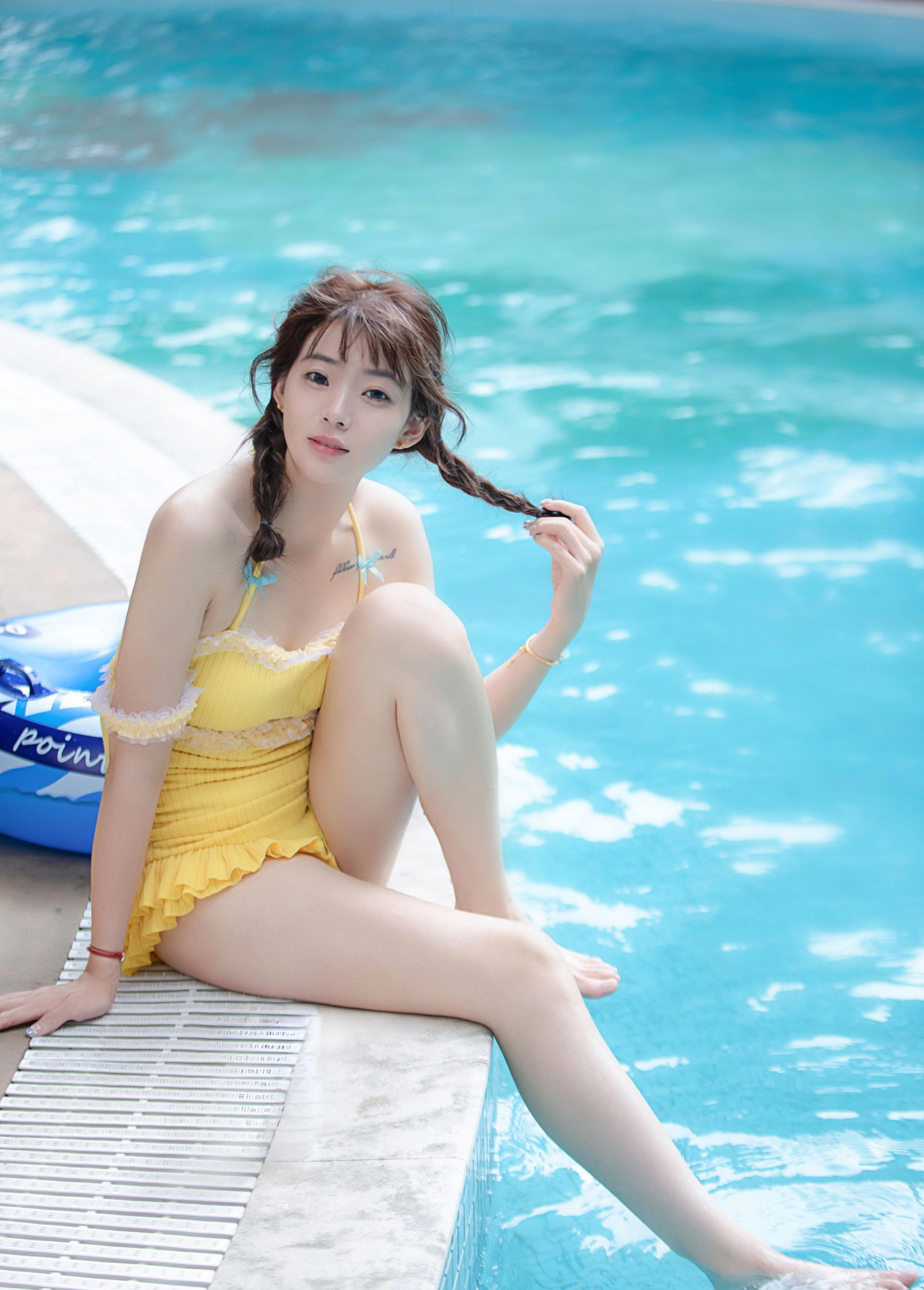 图片[2]-小林 – 《泳池的少女》[14P]-COS写真在线网