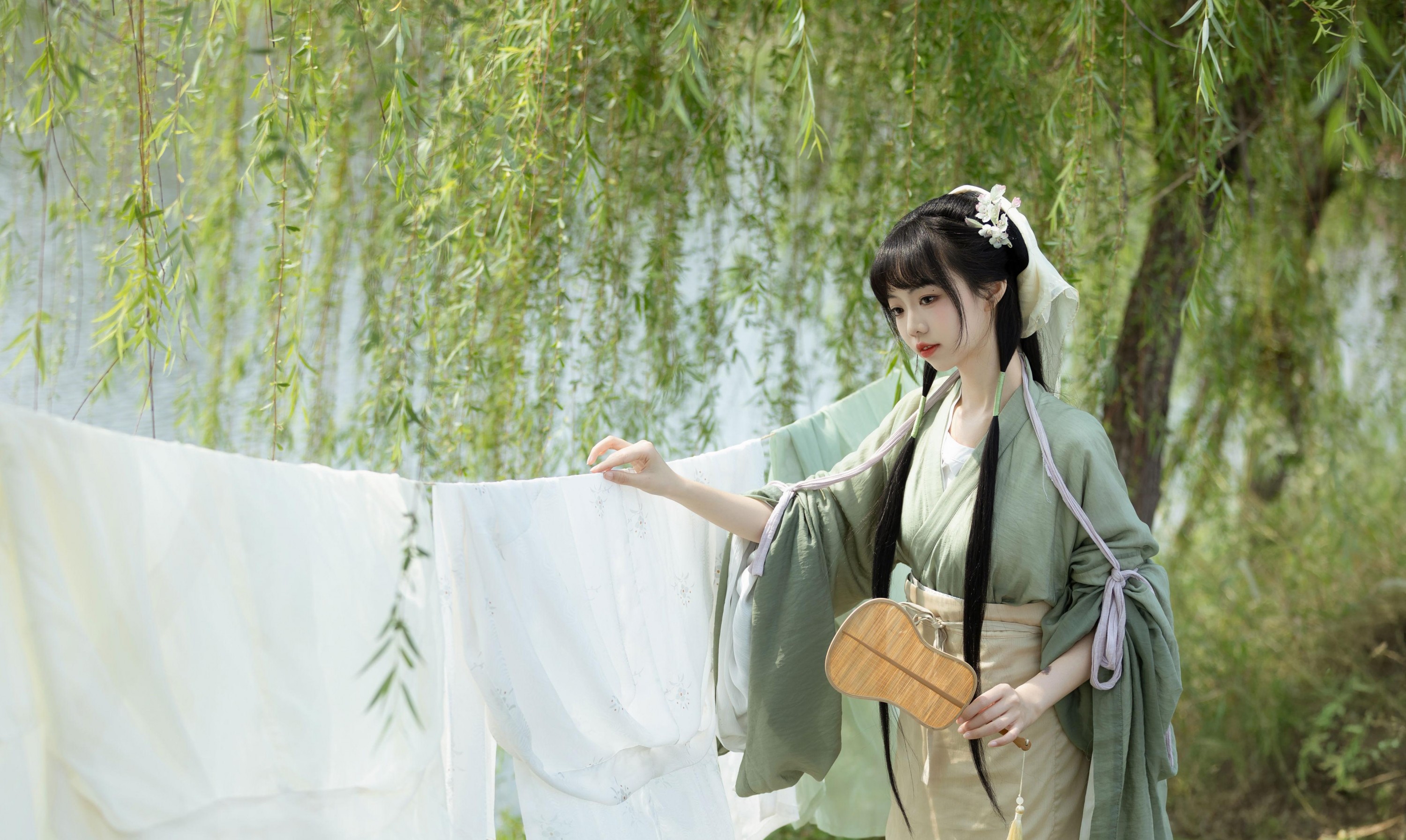 图片[2]-是只琳 – 《一溪新绿》[14P]-COS写真在线网