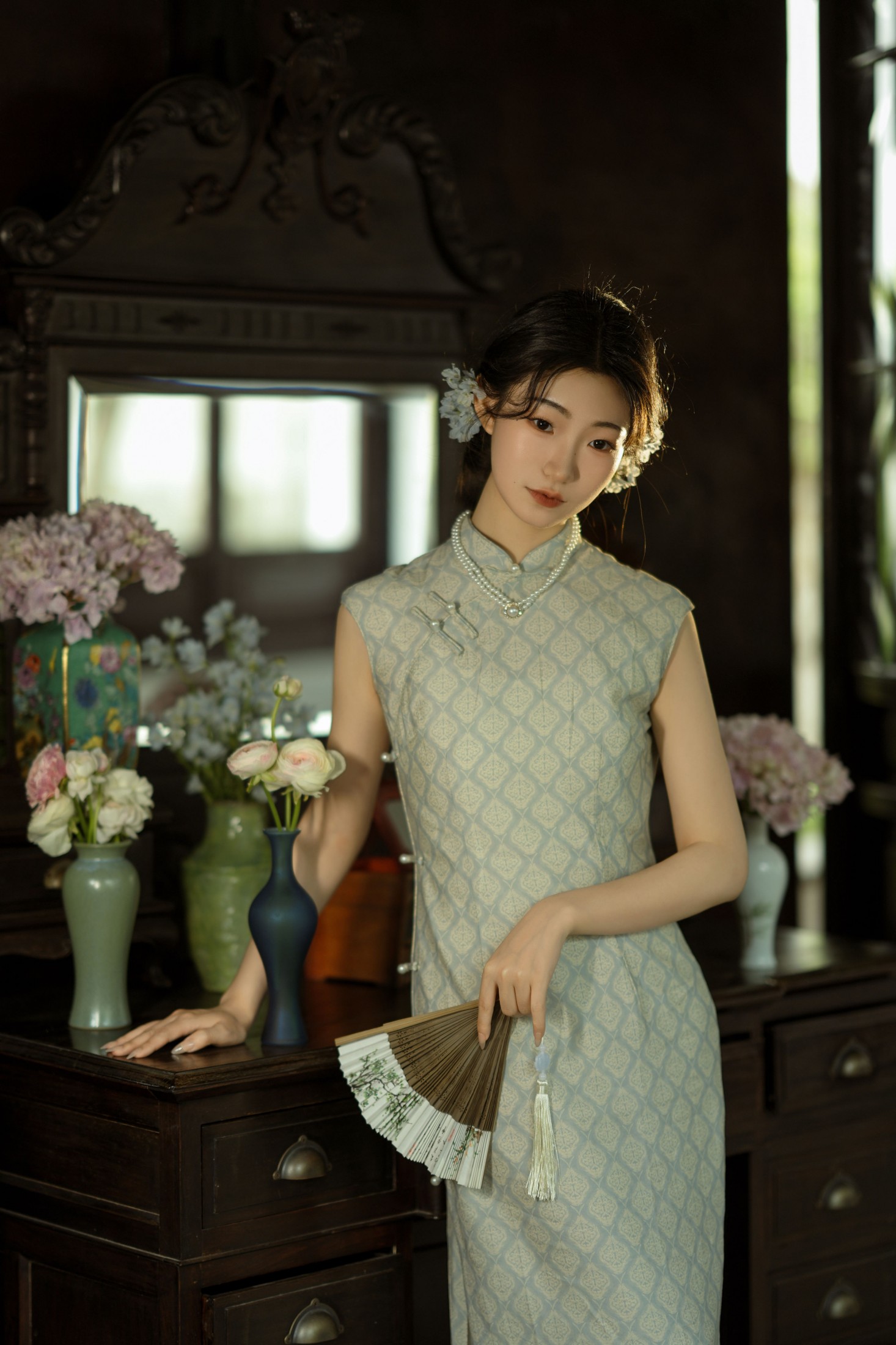 是小芥末w – 《你眉目如当年》[24P]-COS写真在线网