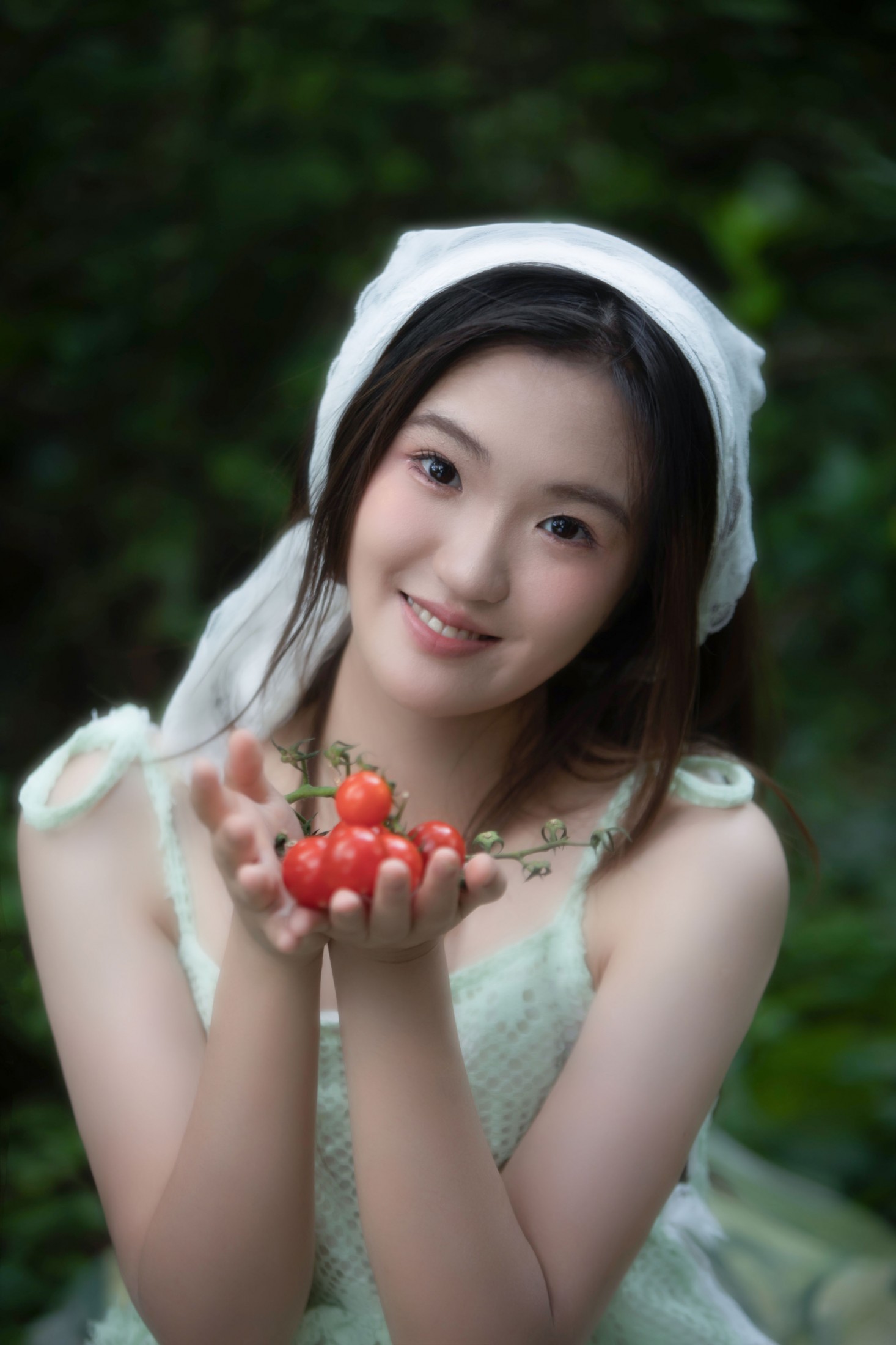 图片[4]-小雅 – 《草地上的少女》[16P]-COS写真在线网