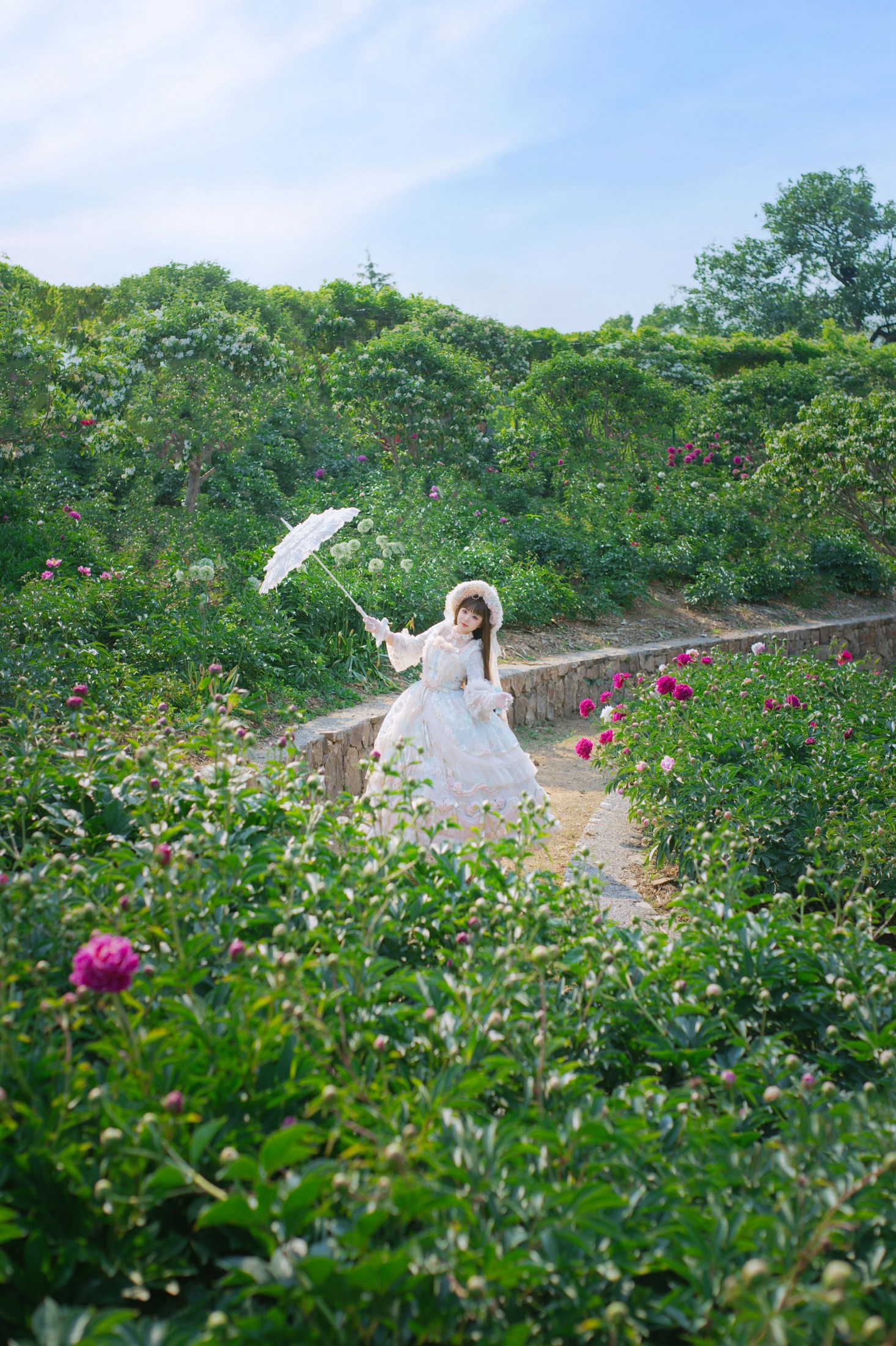 六六 – 《花海之中的洛丽塔之梦》[66P]-COS写真在线网