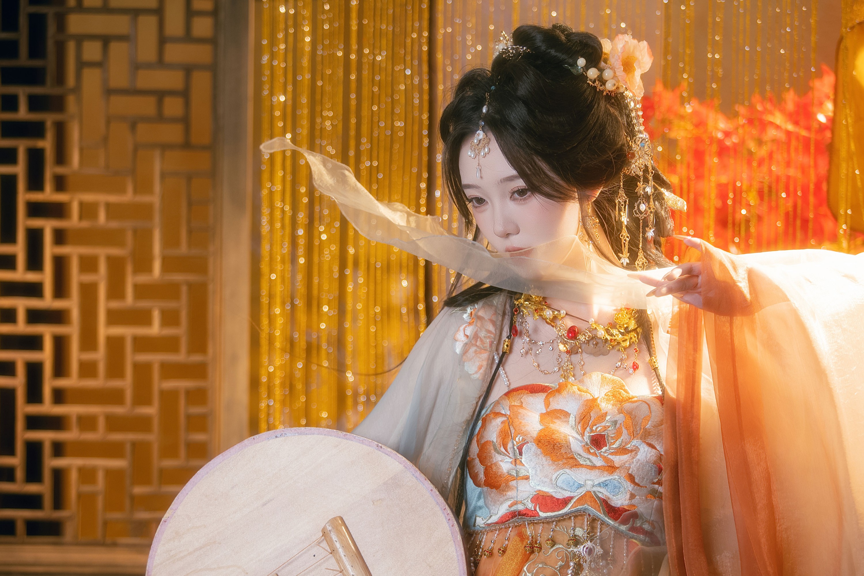 雪莹xy – 《你以为我来到中原是为了什么》[18P]-COS写真在线网