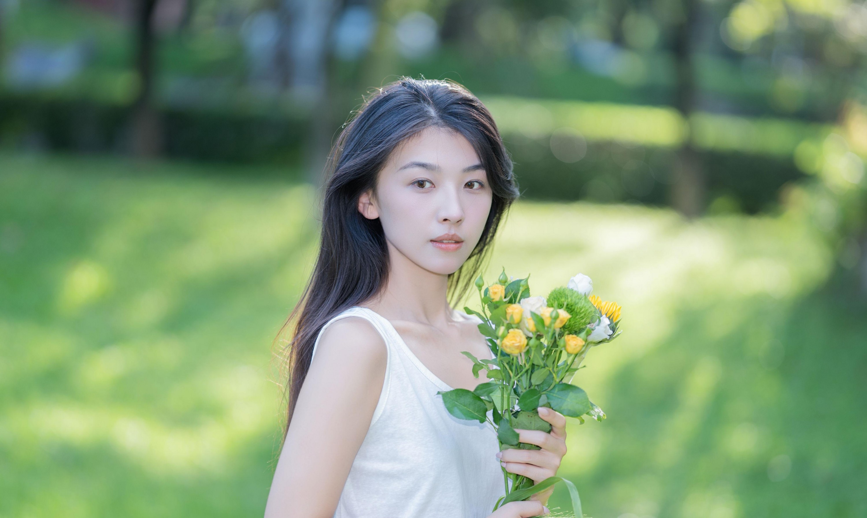 图片[2]-小鹿 – 《花与少女的温柔诗》[63P]-COS写真在线网